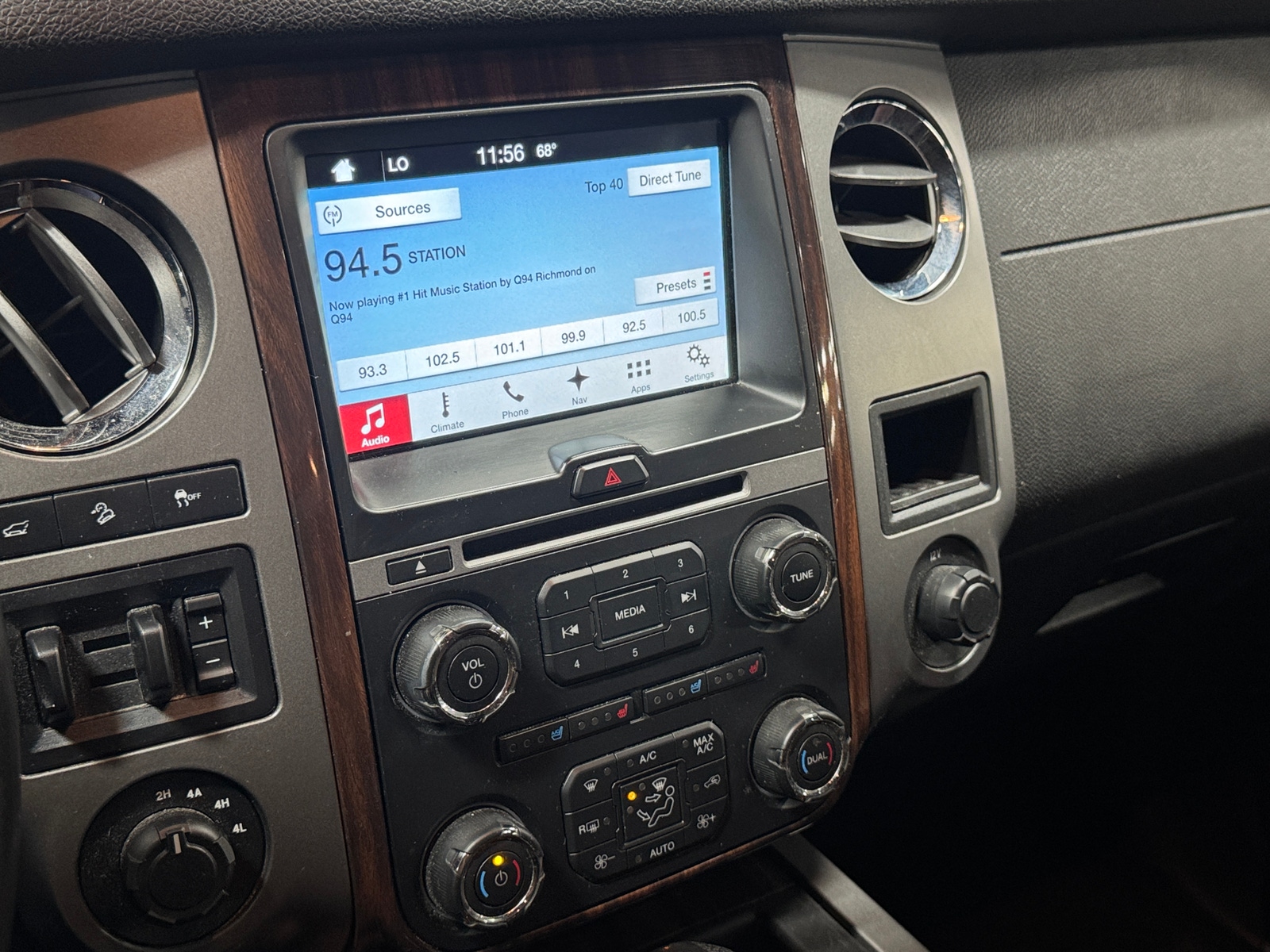Thumbnail: 2016 Ford Expedition - 3