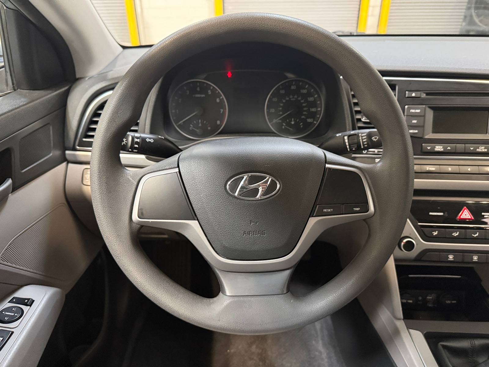 Thumbnail: 2017 Hyundai Elantra - 5