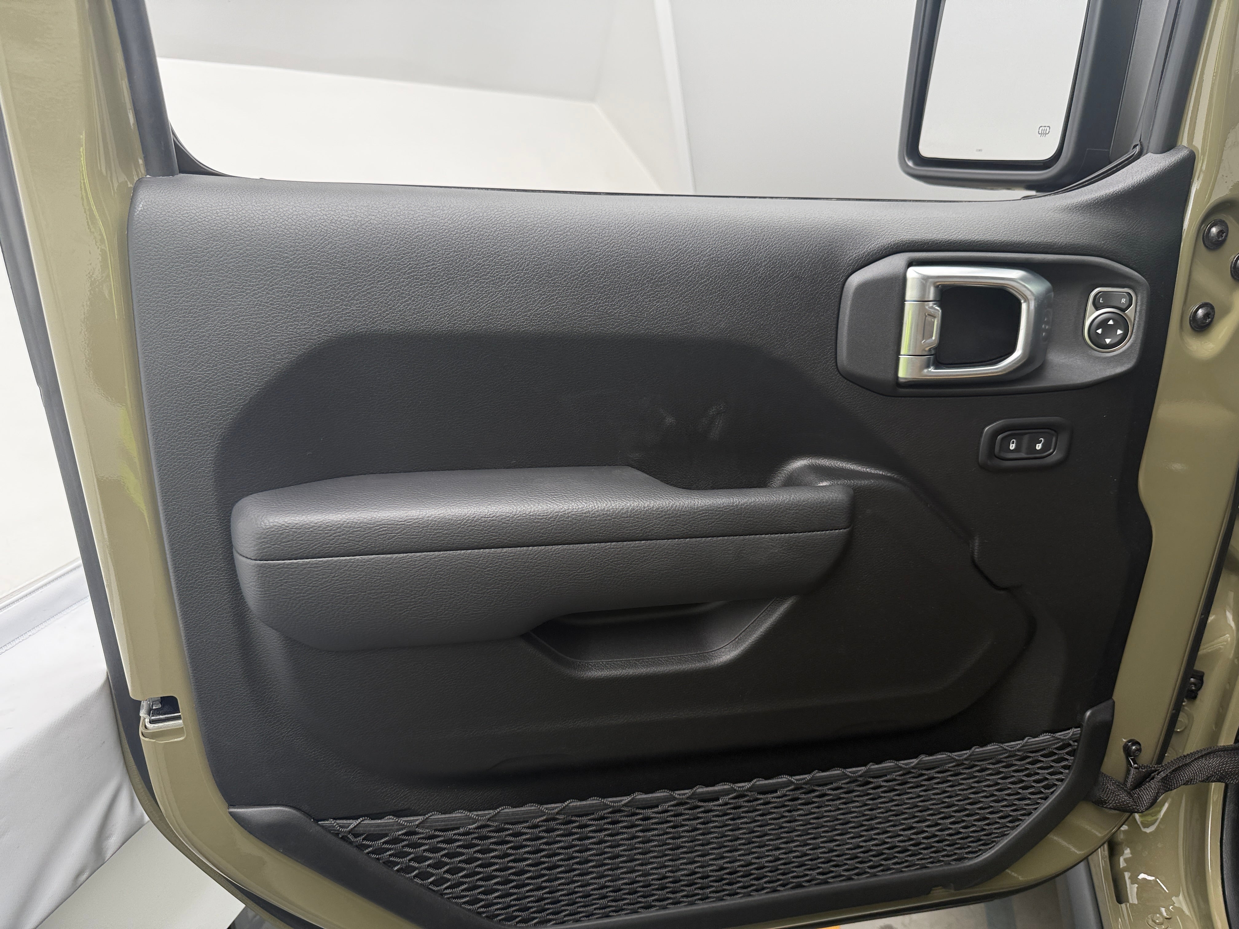 2026 Jeep Wrangler 4-Door Willys 41 - Photo 4