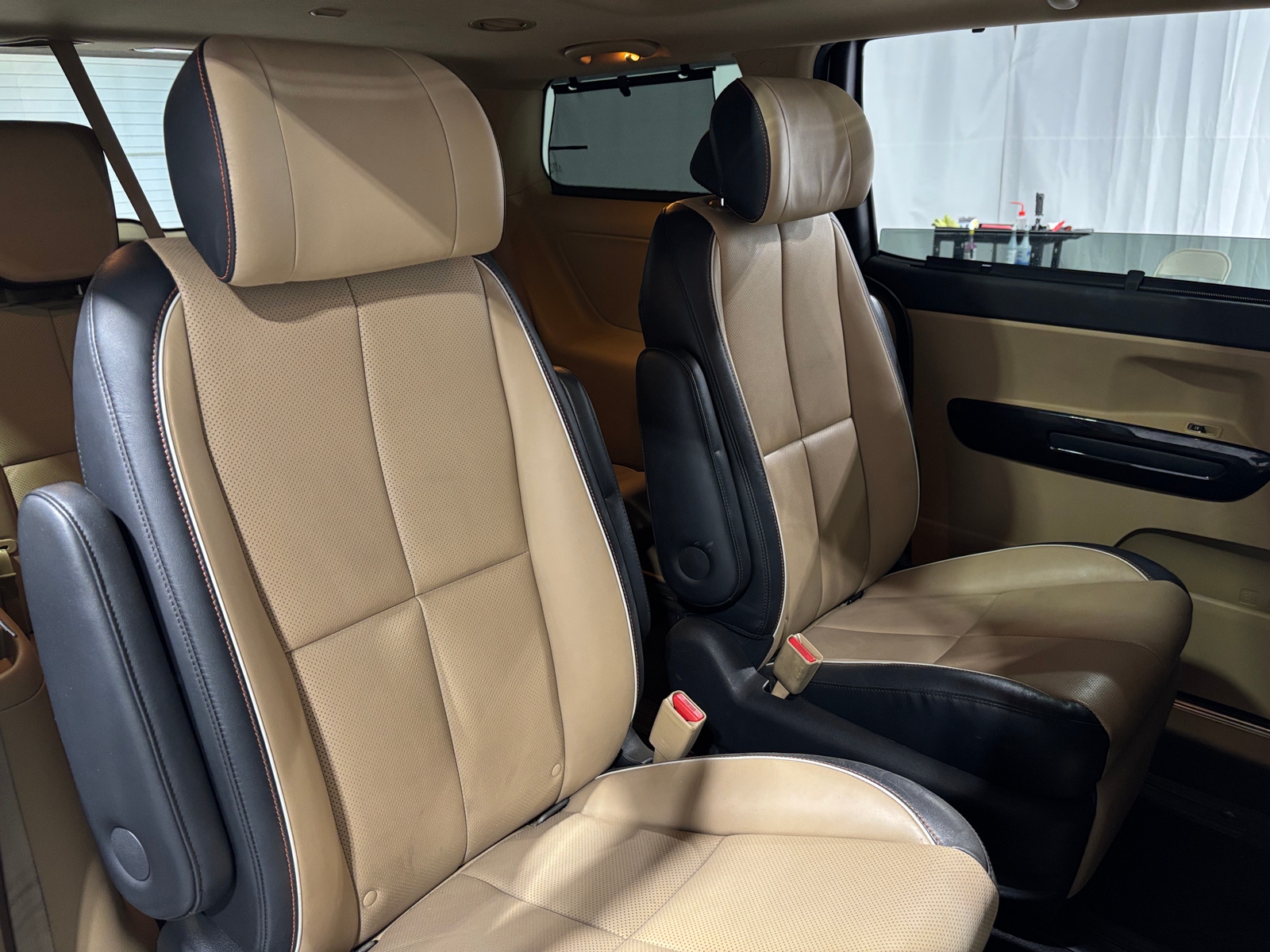 Thumbnail: 2018 Kia Sedona - 5