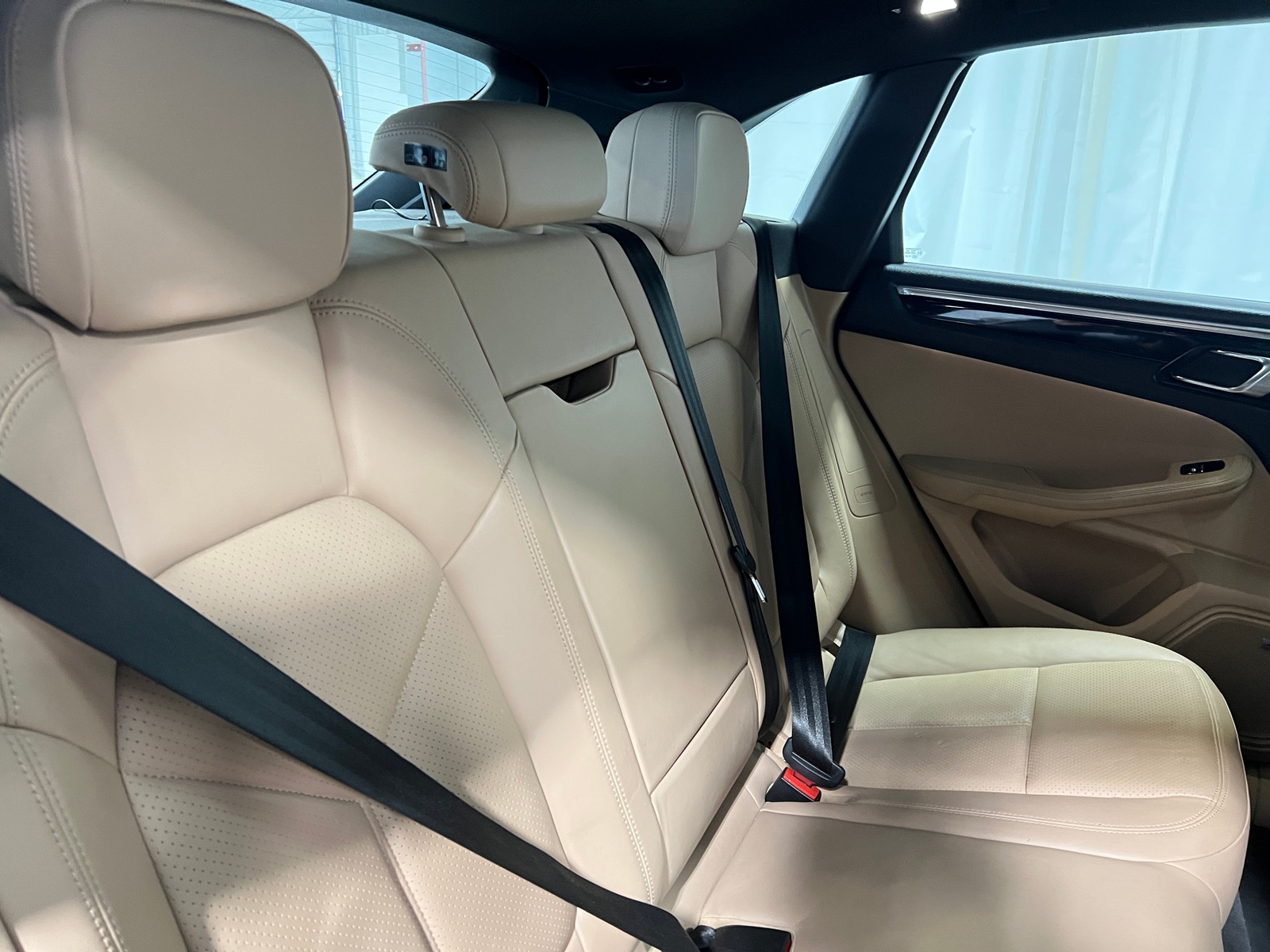 Thumbnail: 2019 Porsche Macan - 5