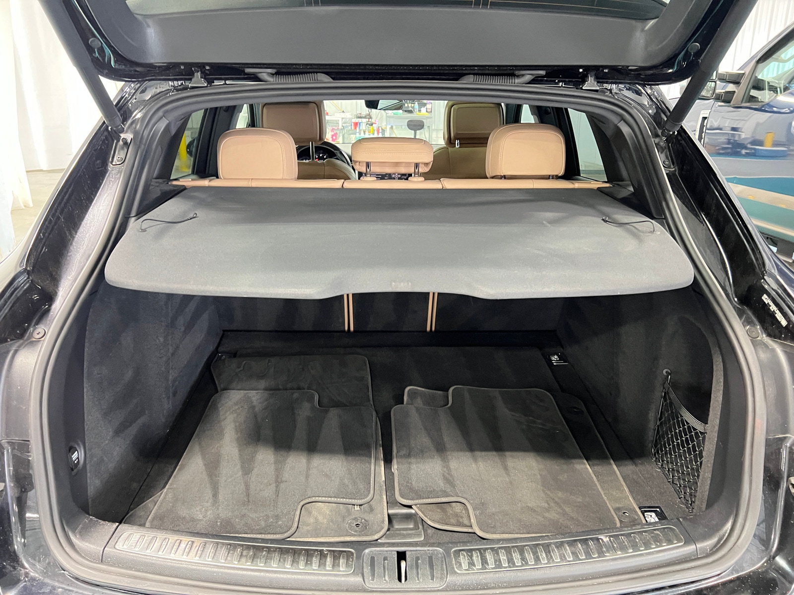 Thumbnail: 2019 Porsche Macan - 6