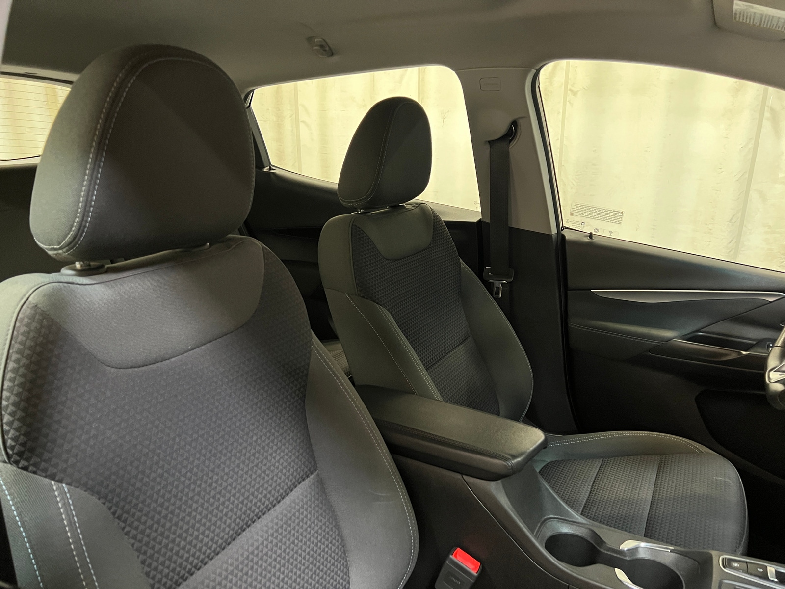 Thumbnail: 2023 Chevrolet Bolt EV - 2