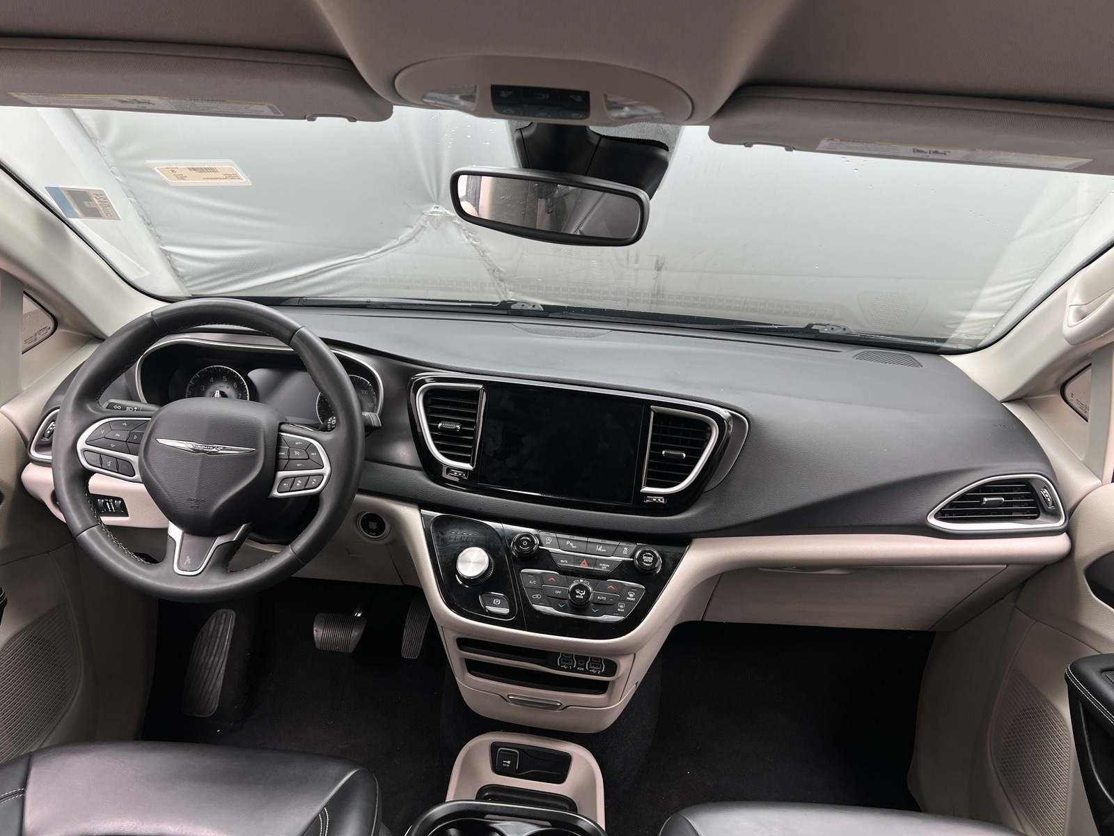 Thumbnail: 2023 Chrysler Pacifica - 2
