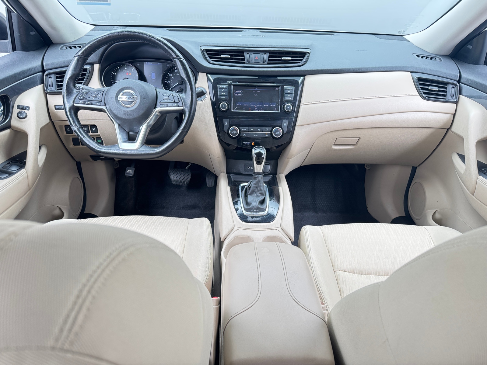 Thumbnail: 2020 Nissan Rogue - 3