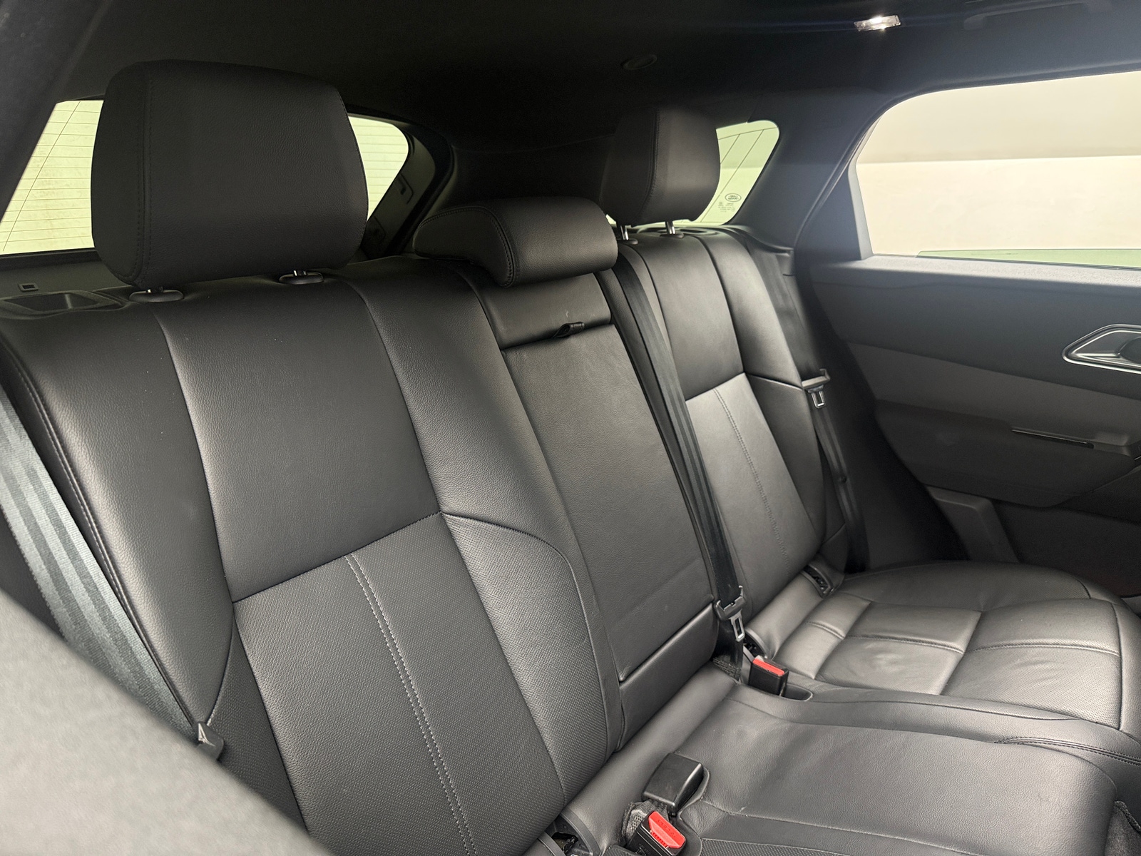 Thumbnail: 2025 Land Rover Range Rover Velar - 5