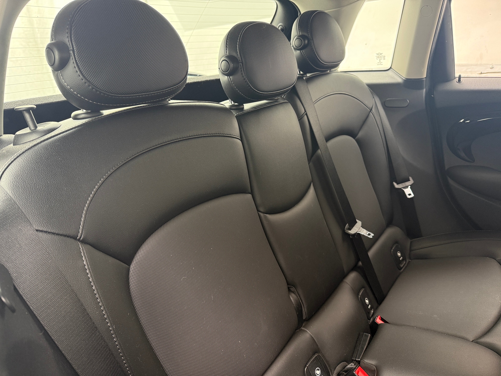 Thumbnail: 2016 MINI Cooper Hardtop - 5