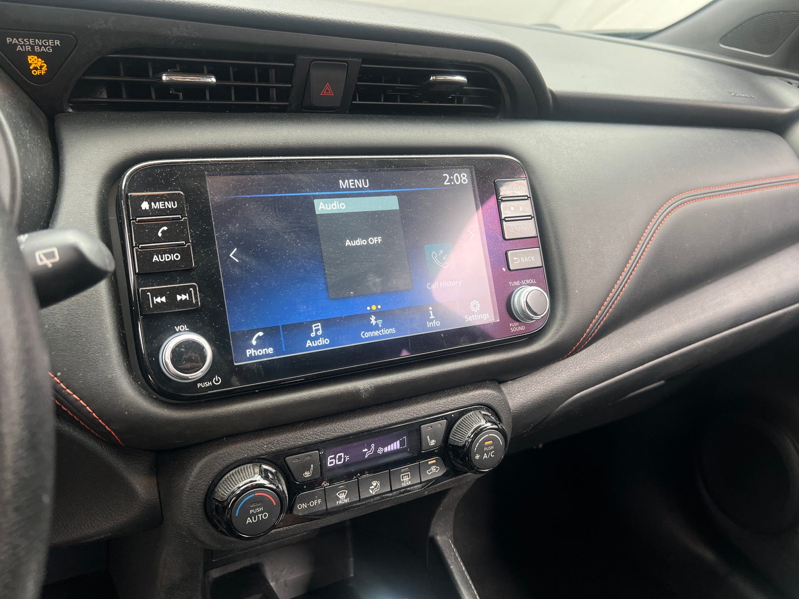 Thumbnail: 2022 Nissan Kicks - 4