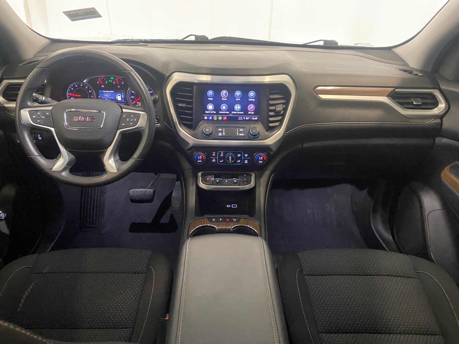 Thumbnail: 2023 GMC Acadia - 3