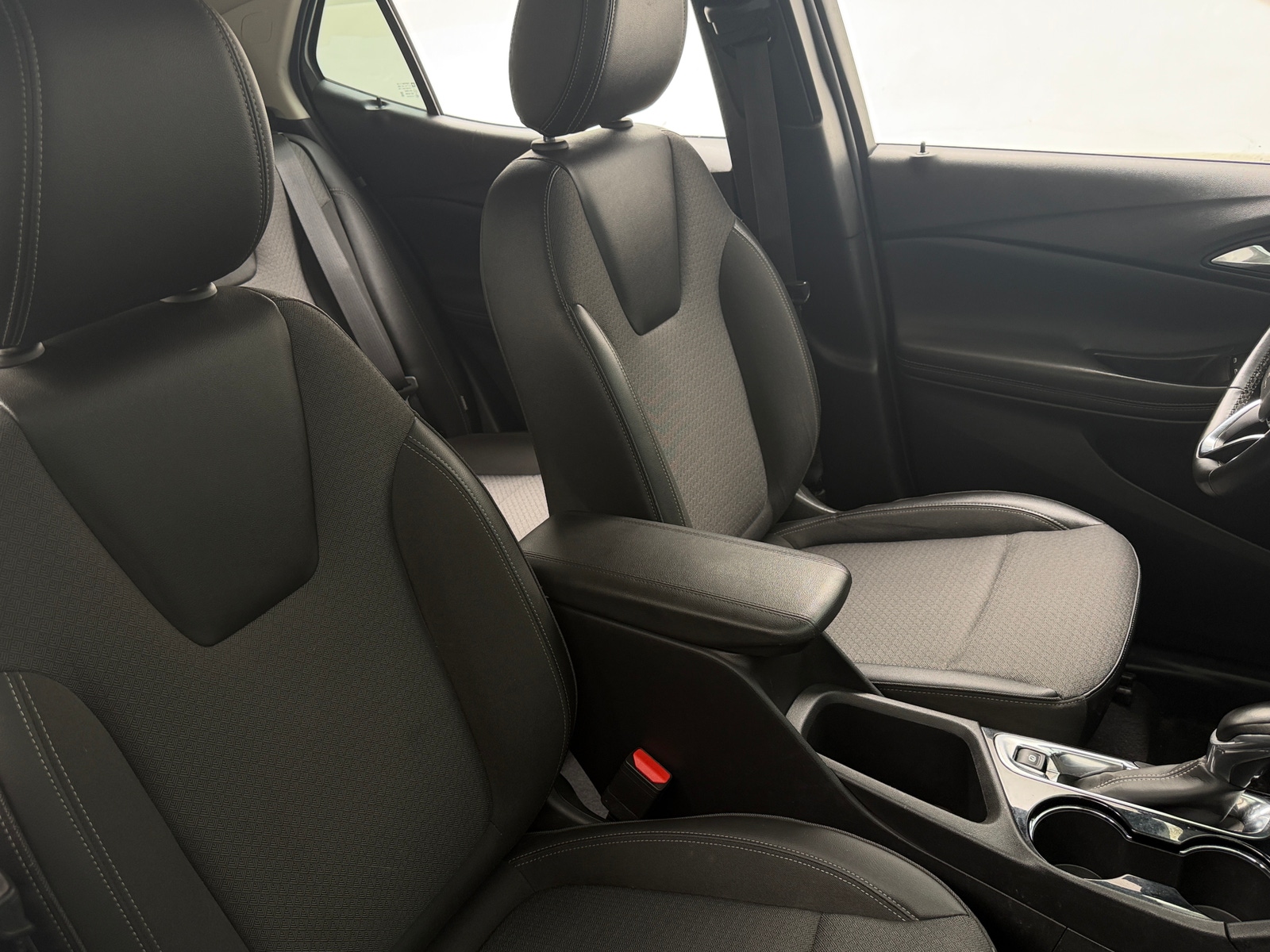 Thumbnail: 2024 Buick Encore GX - 2