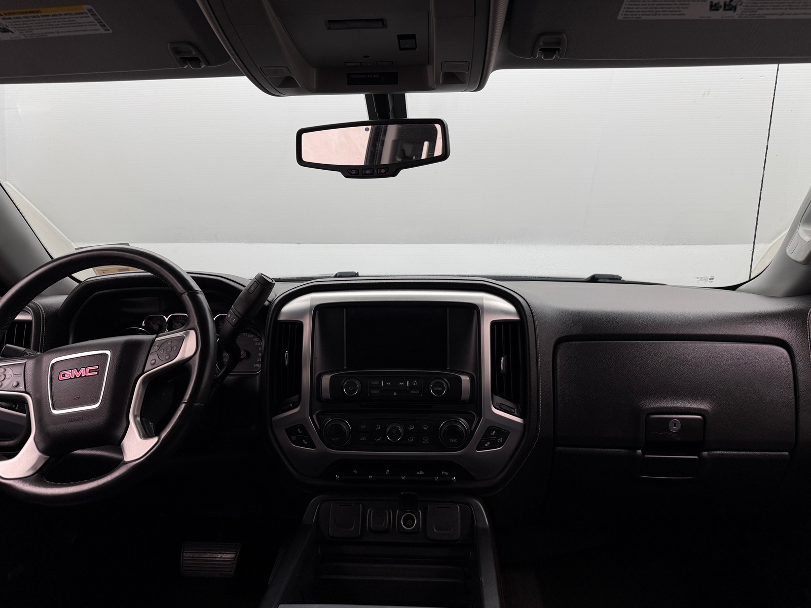 Thumbnail: 2015 GMC Sierra 1500 - 2