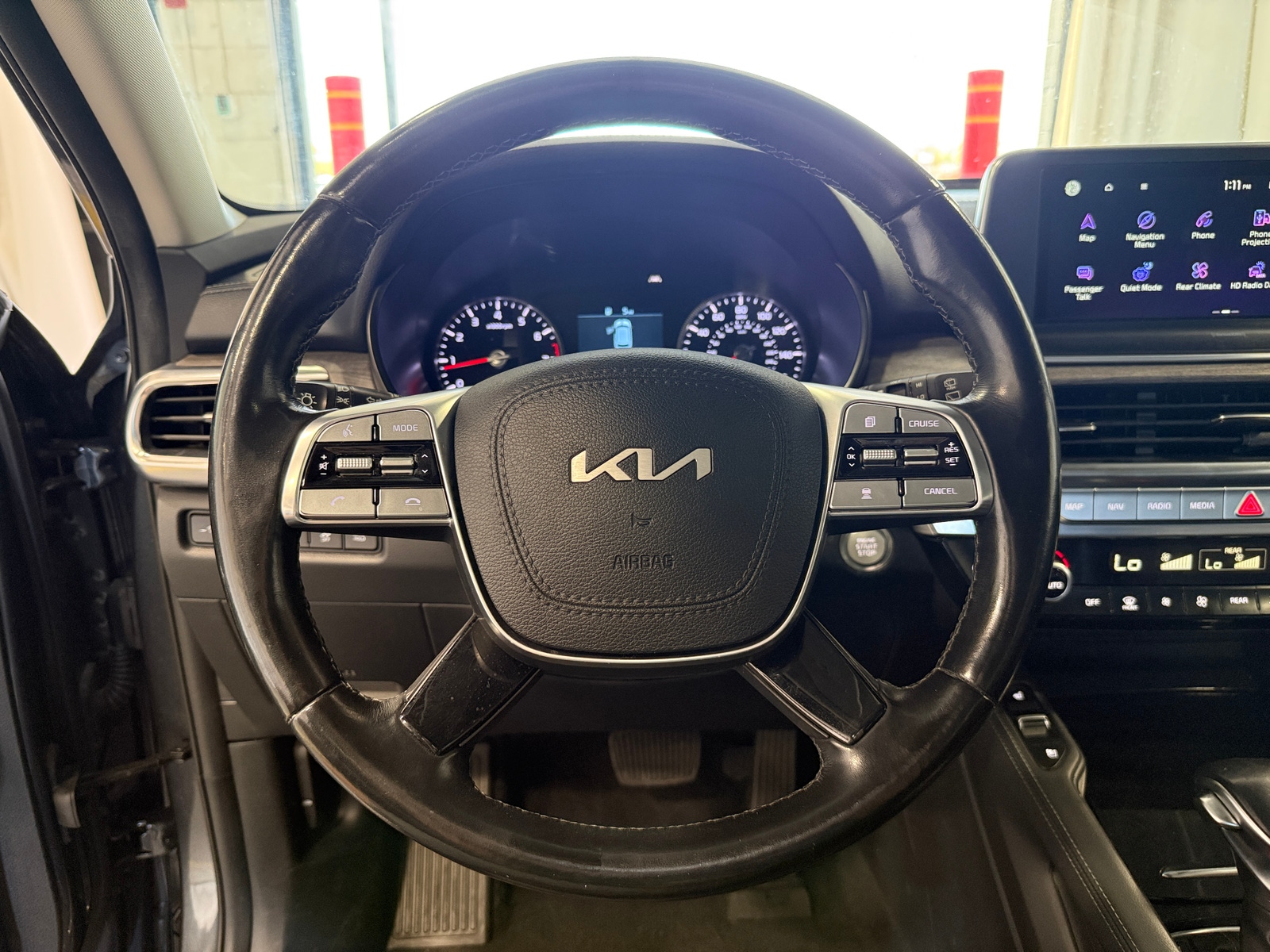 Thumbnail: 2022 Kia Telluride - 4