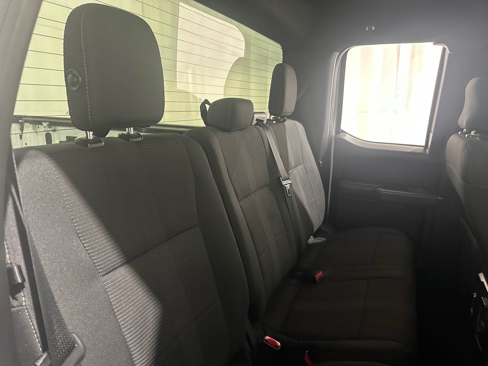 Thumbnail: 2016 Ford Econoline - 6