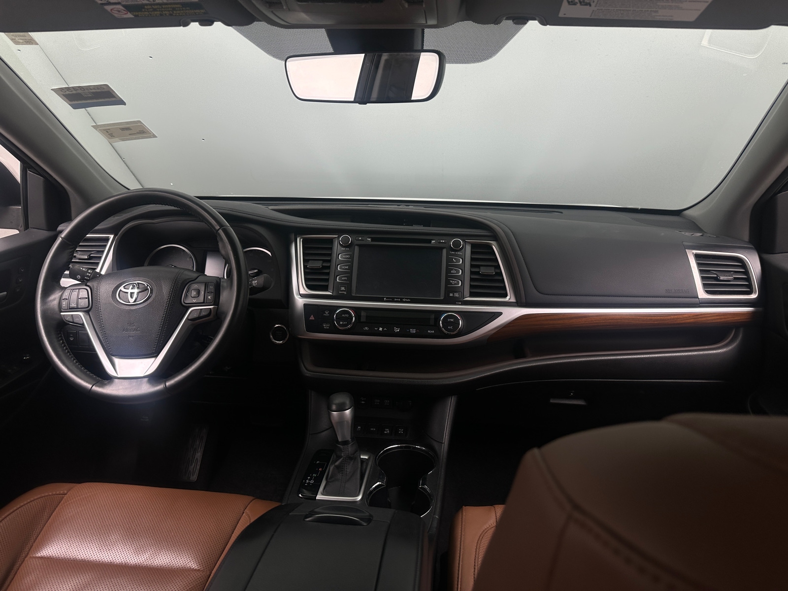 Thumbnail: 2018 Toyota Highlander - 2
