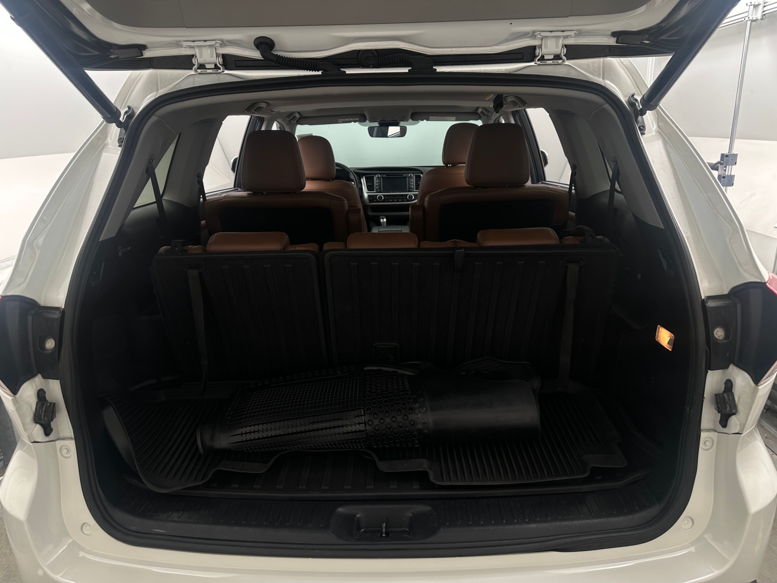 Thumbnail: 2018 Toyota Highlander - 6
