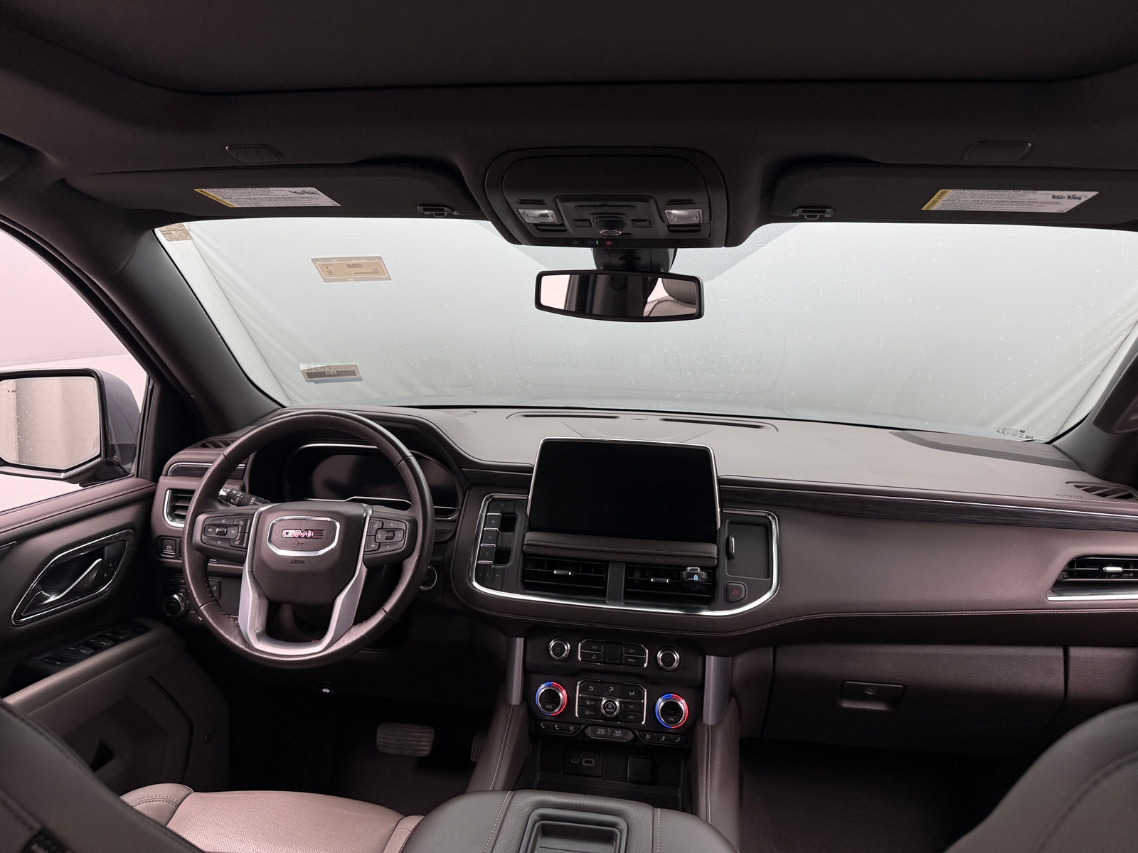 Thumbnail: 2022 GMC Yukon - 3