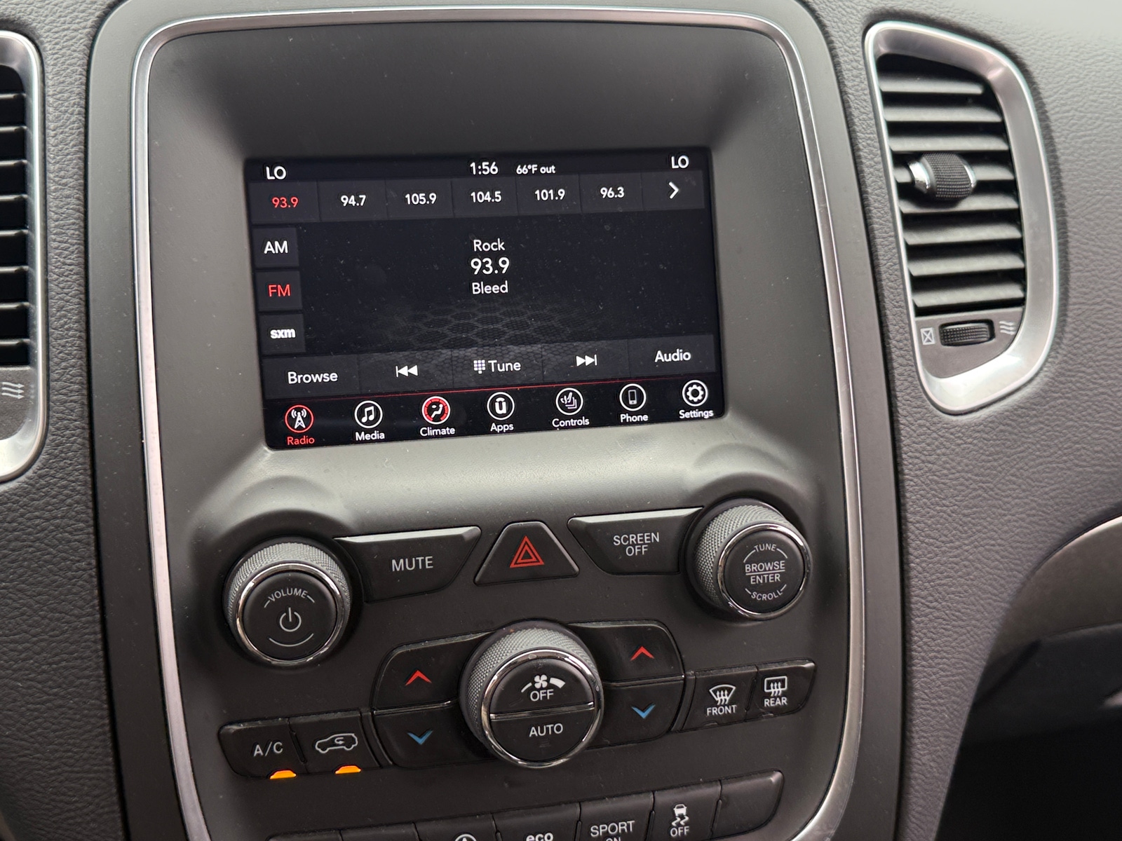 Thumbnail: 2019 Dodge Durango - 4