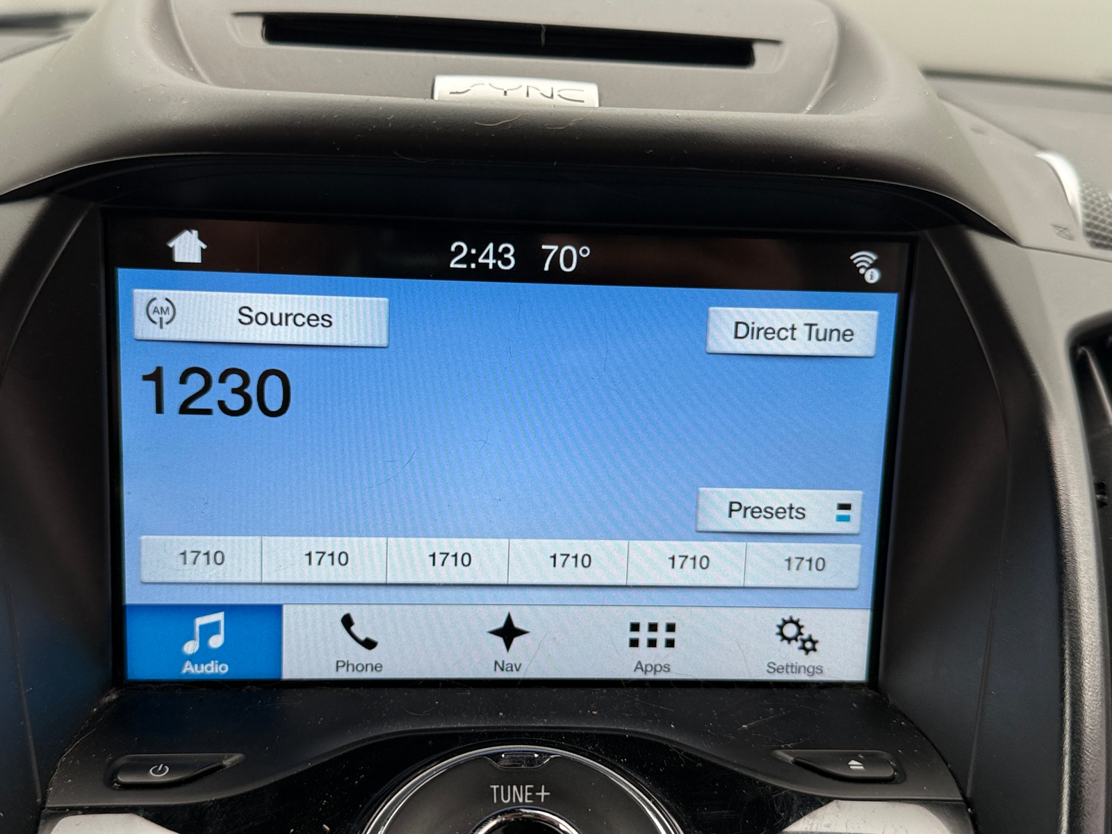Thumbnail: 2017 Ford Escape - 3