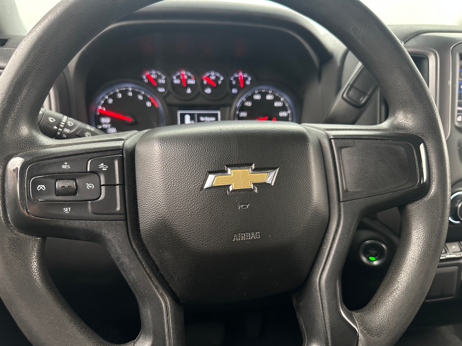 Thumbnail: 2022 Chevrolet Silverado 1500 - 5