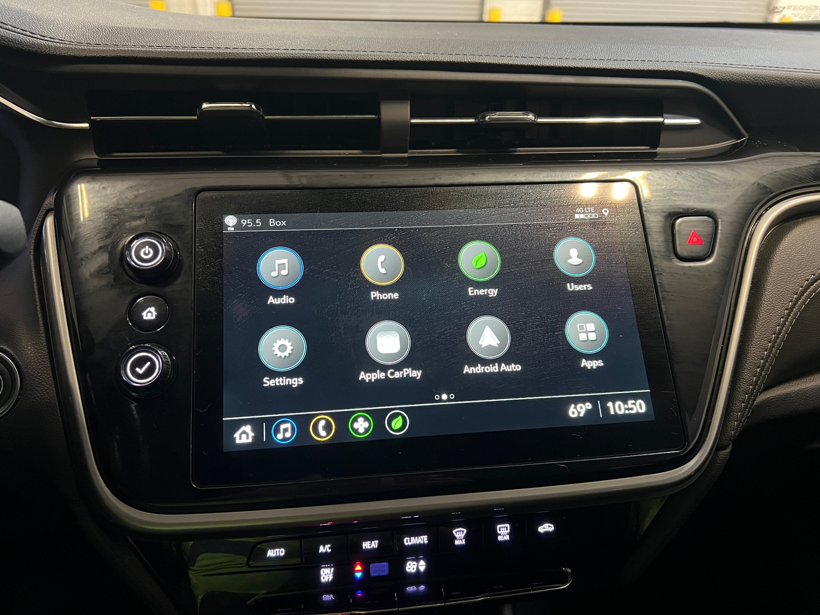 Thumbnail: 2023 Chevrolet Bolt EUV - 4