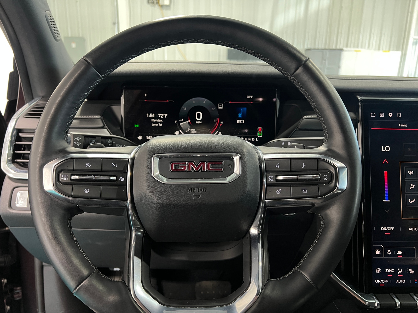 Thumbnail: 2025 GMC Acadia - 5