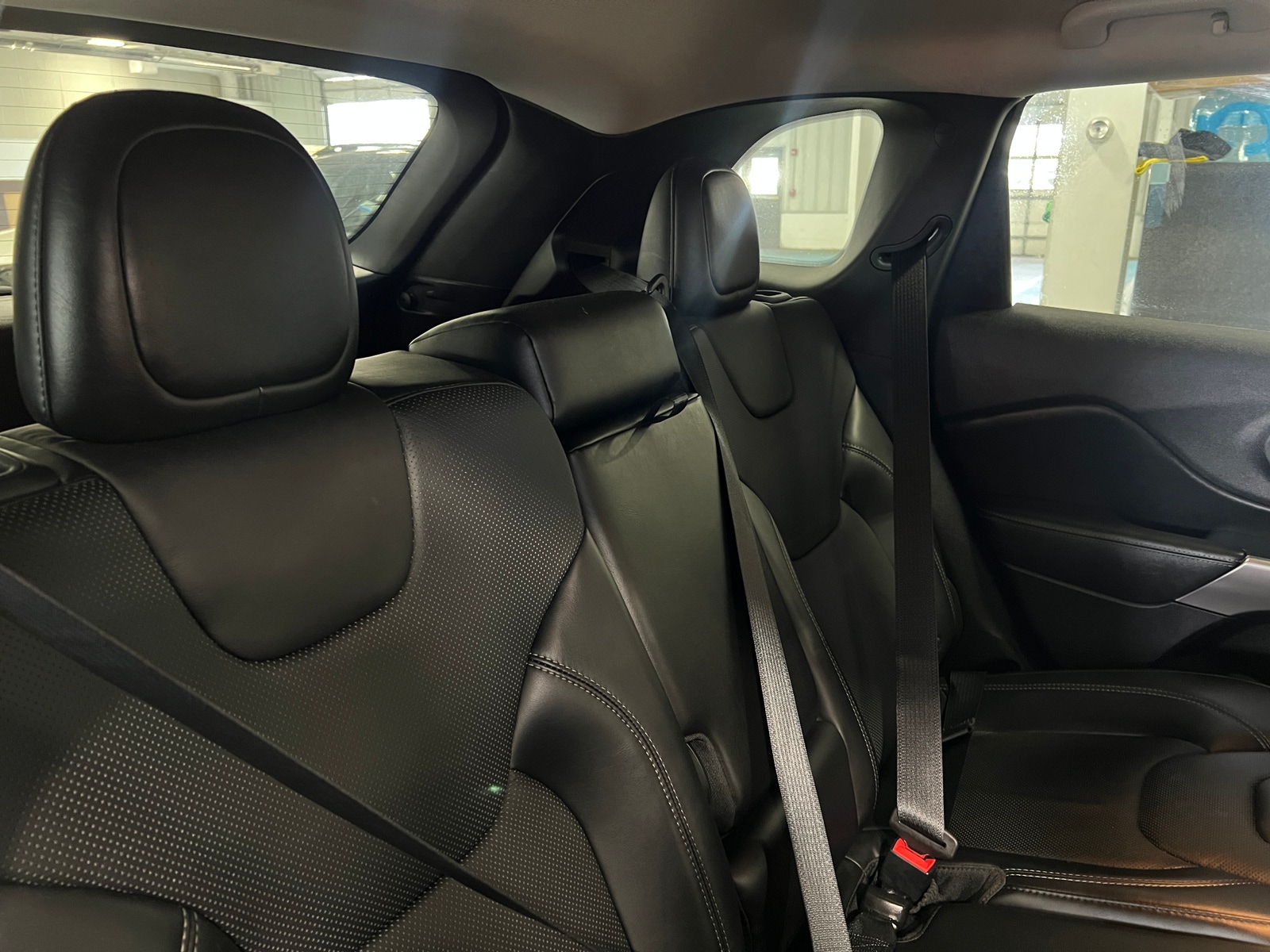 Thumbnail: 2019 Jeep Cherokee - 5
