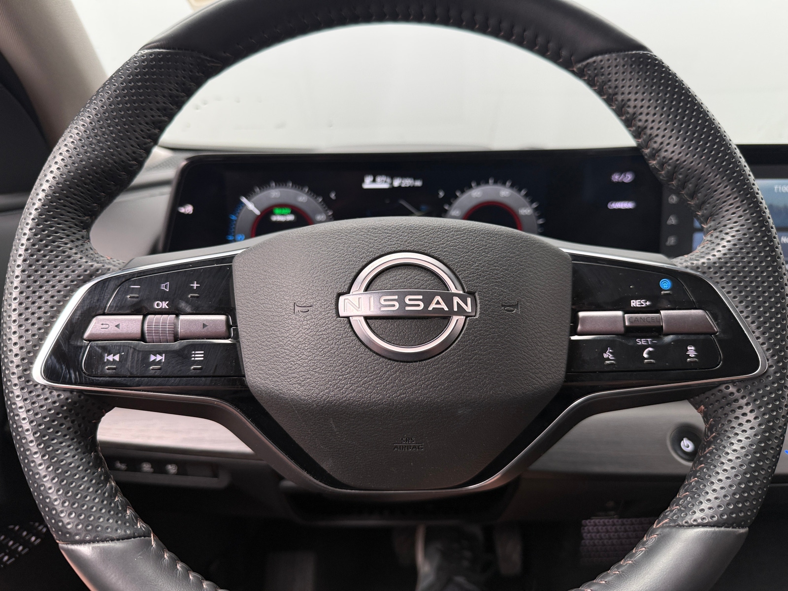 Thumbnail: 2024 Nissan Ariya - 4
