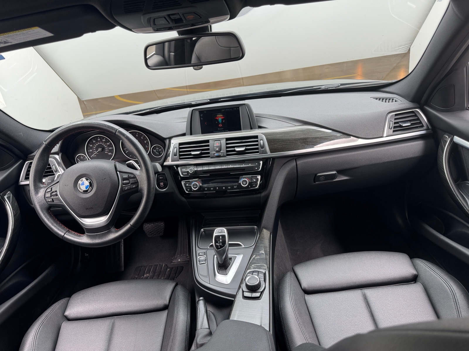 Thumbnail: 2018 BMW 3 Series - 2