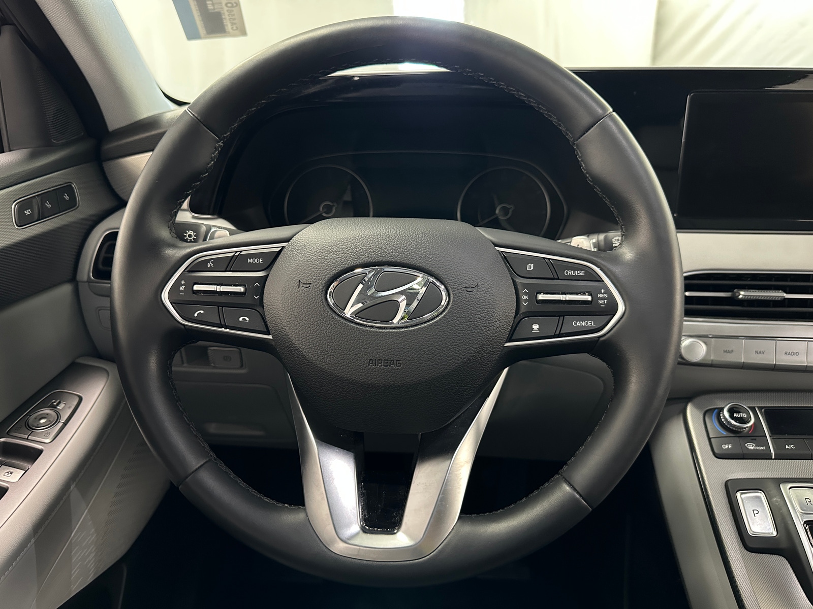 Thumbnail: 2022 Hyundai Palisade - 4