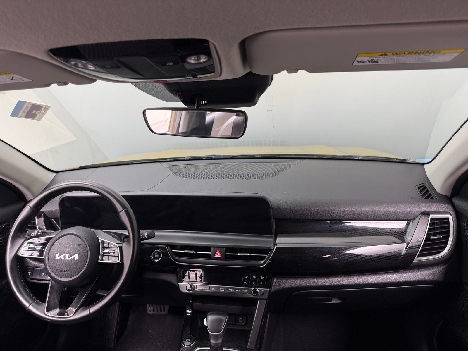 Thumbnail: 2024 Kia Seltos - 2