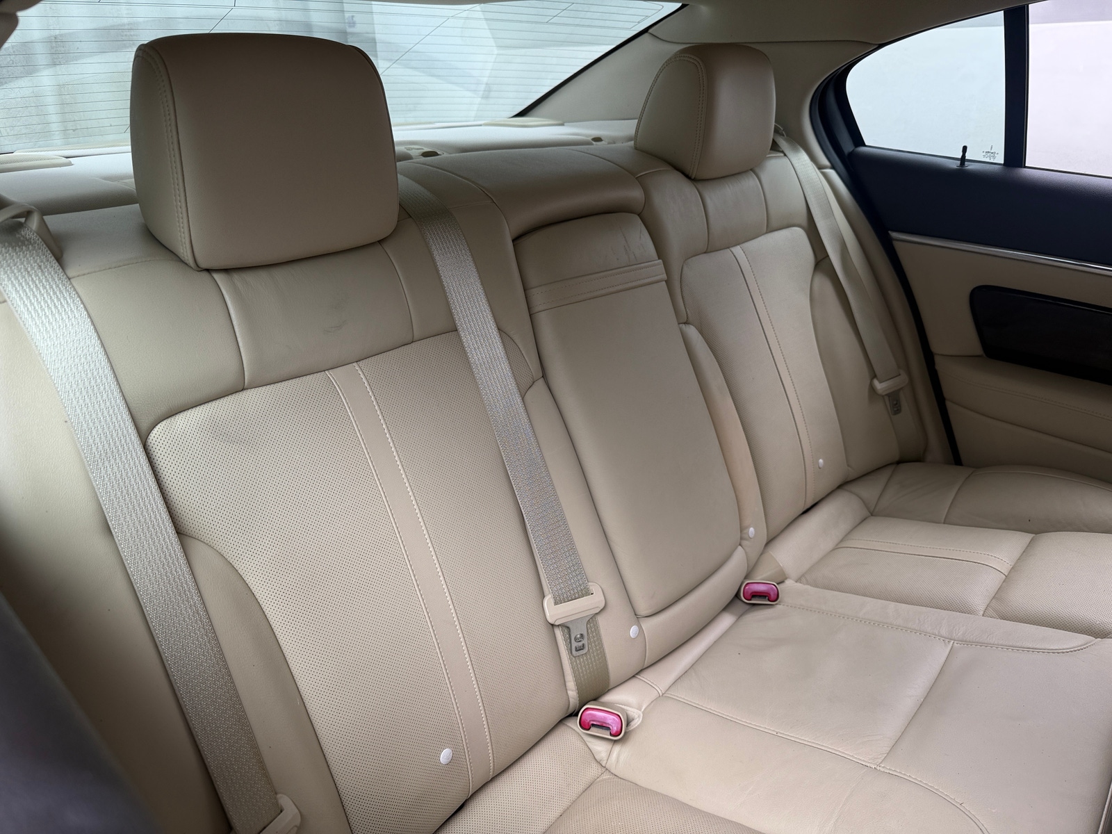 Thumbnail: 2013 Lincoln MKS - 5