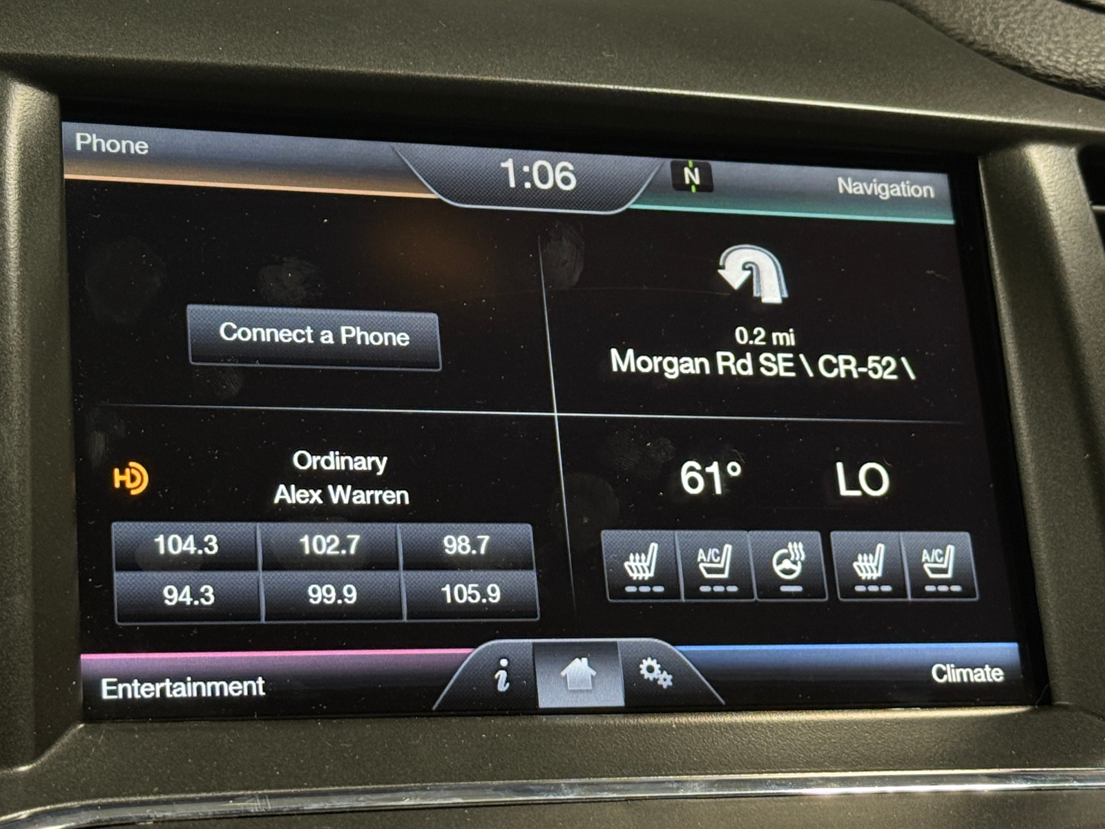 Thumbnail: 2013 Lincoln MKS - 3