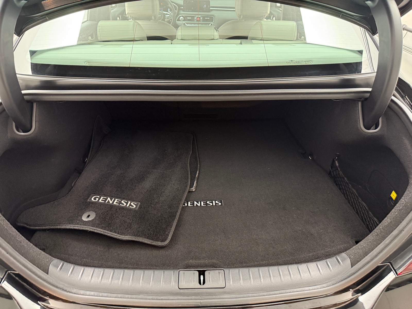 Thumbnail: 2023 Genesis G70 - 6