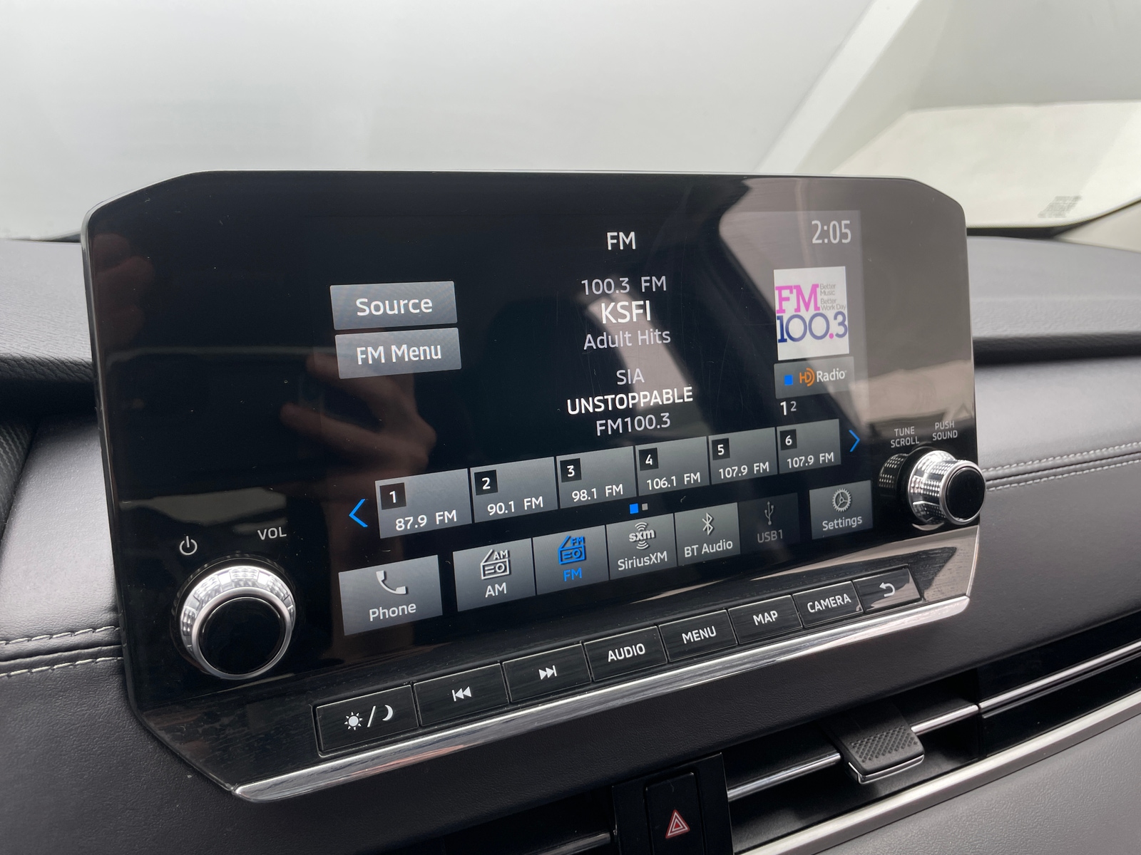 Thumbnail: 2024 Mitsubishi Outlander - 3