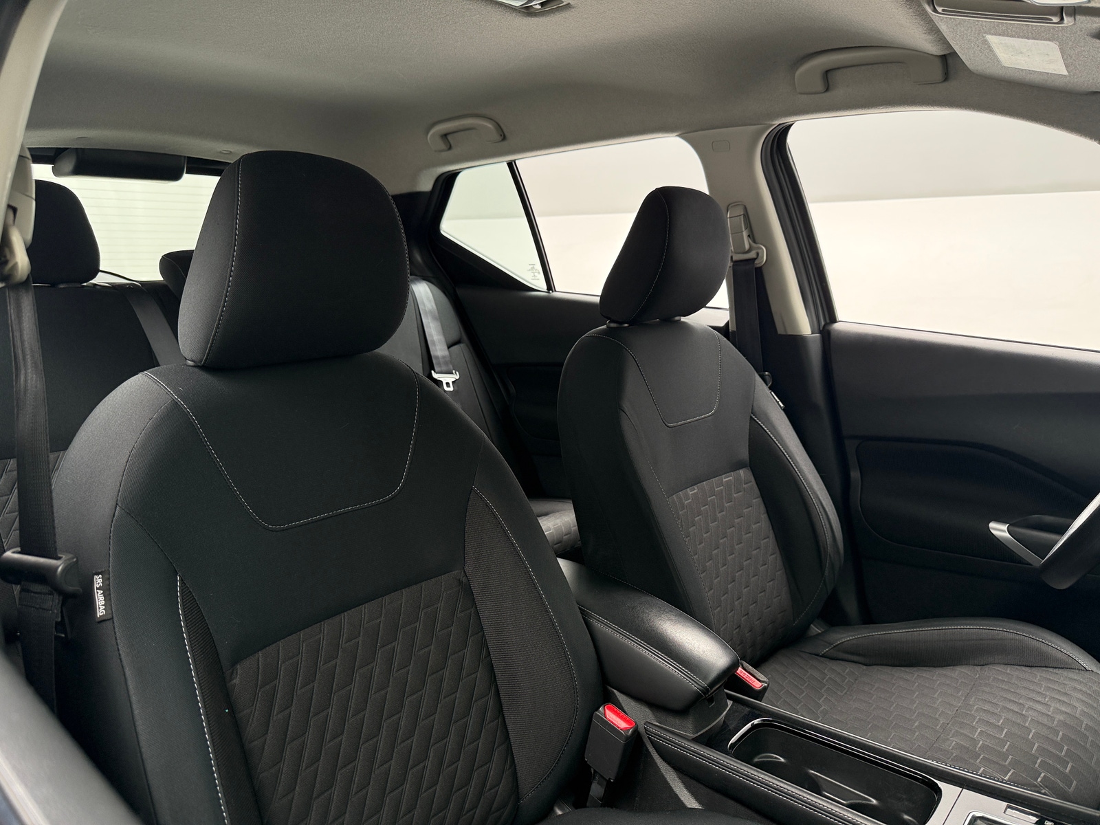 Thumbnail: 2023 Nissan Kicks - 2