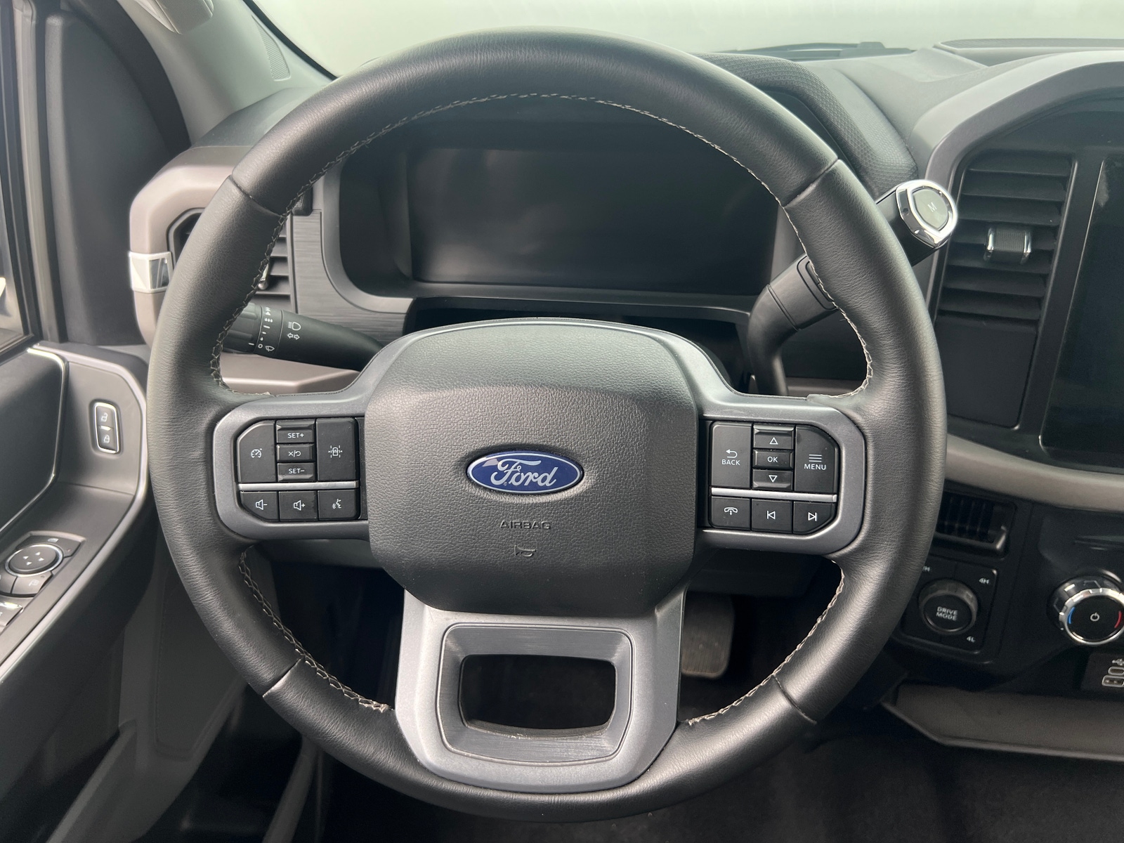 Thumbnail: 2025 Ford Econoline - 5