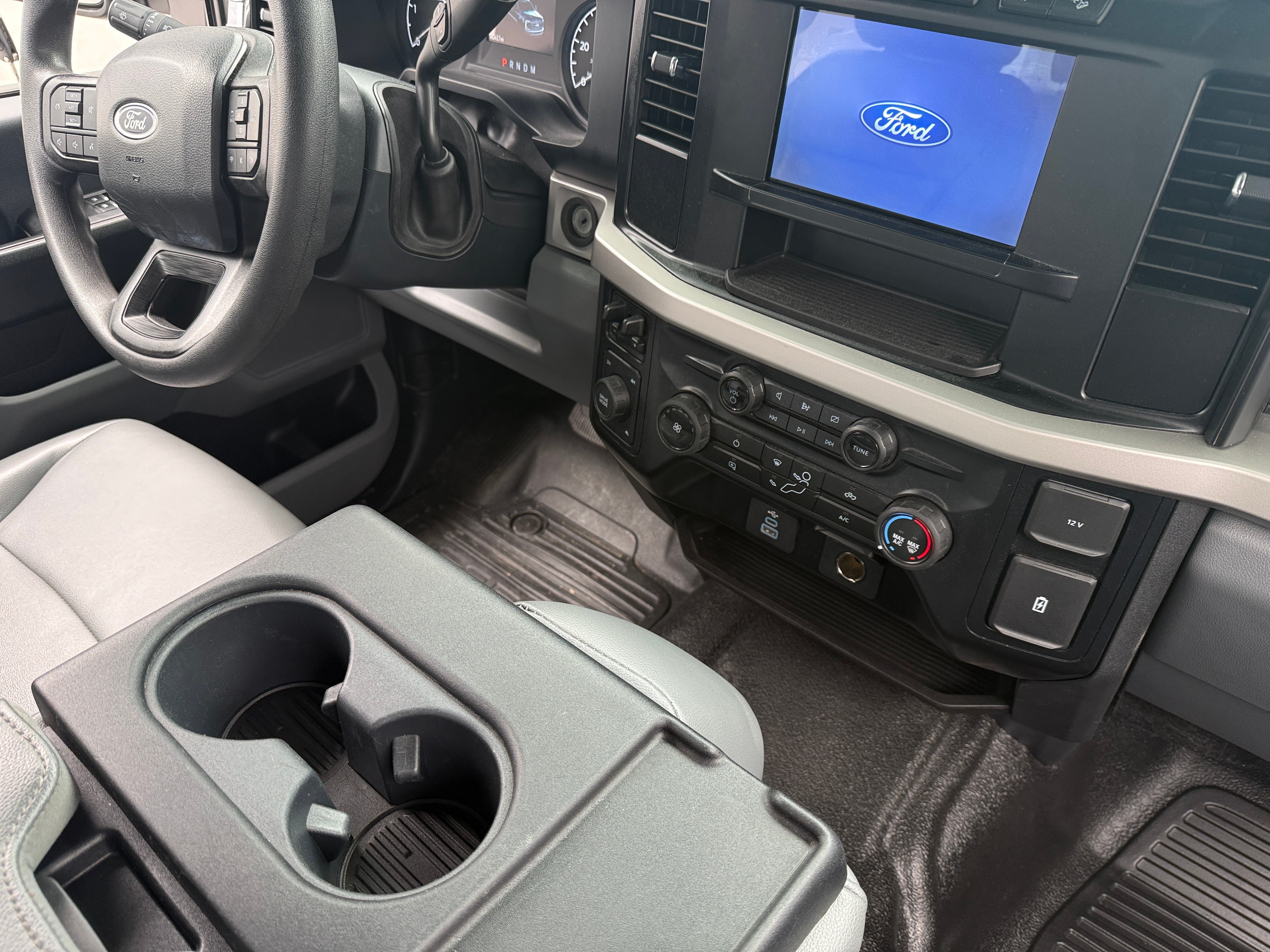 2024 Ford F-350 Super Duty XL - Photo 9
