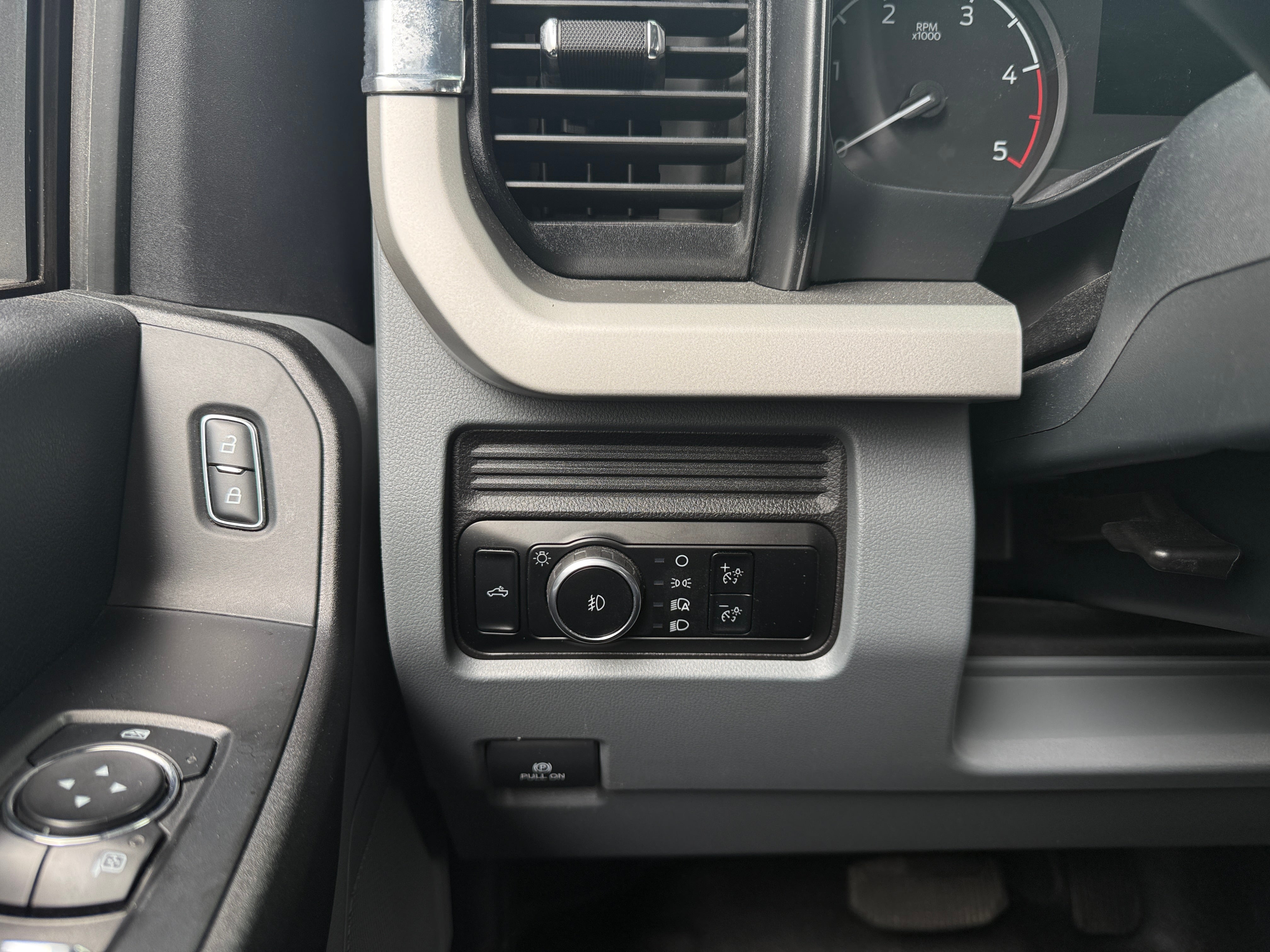 2024 Ford F-350 Super Duty XL - Photo 10
