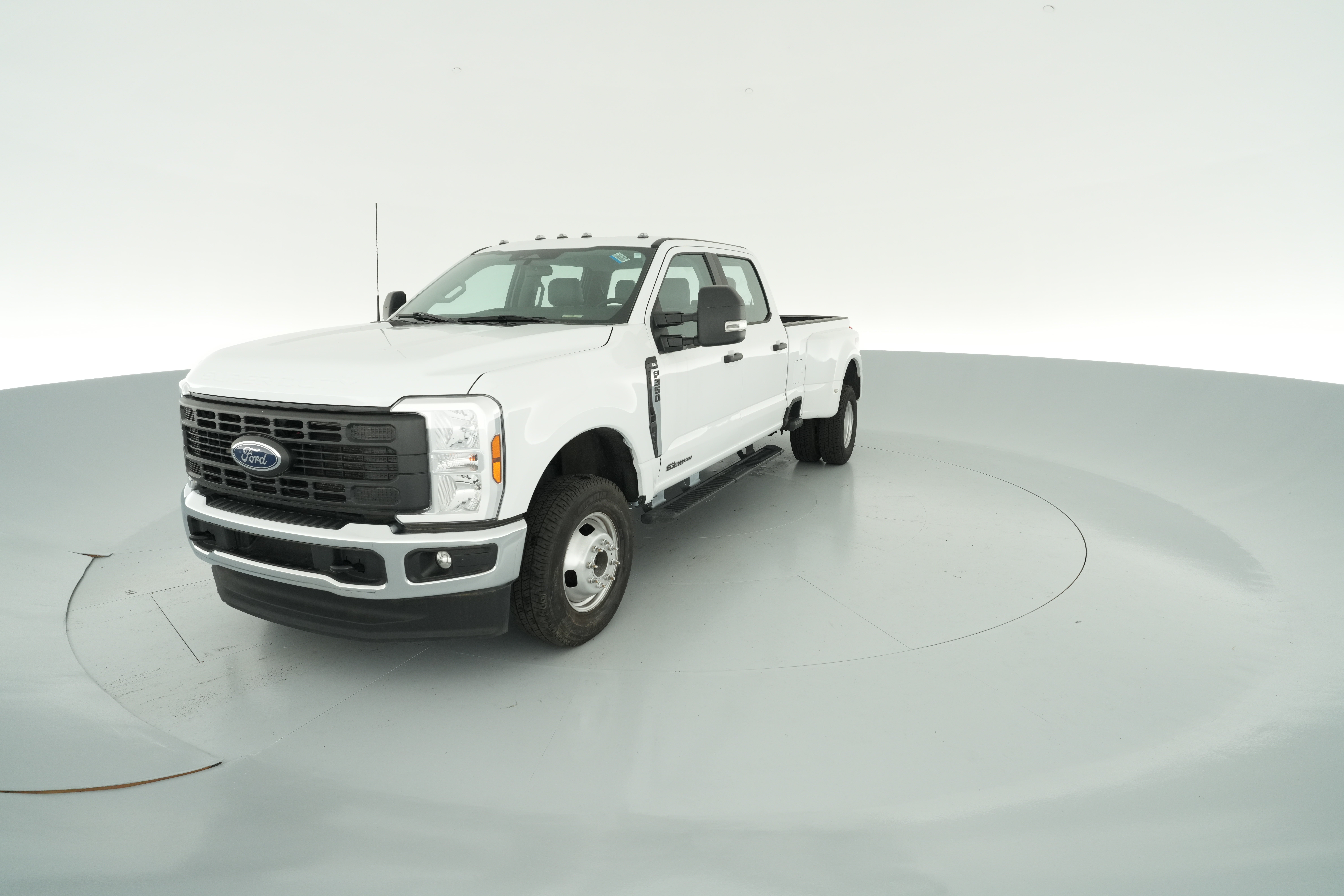 2024 Ford F-350 Super Duty XL - Photo 20