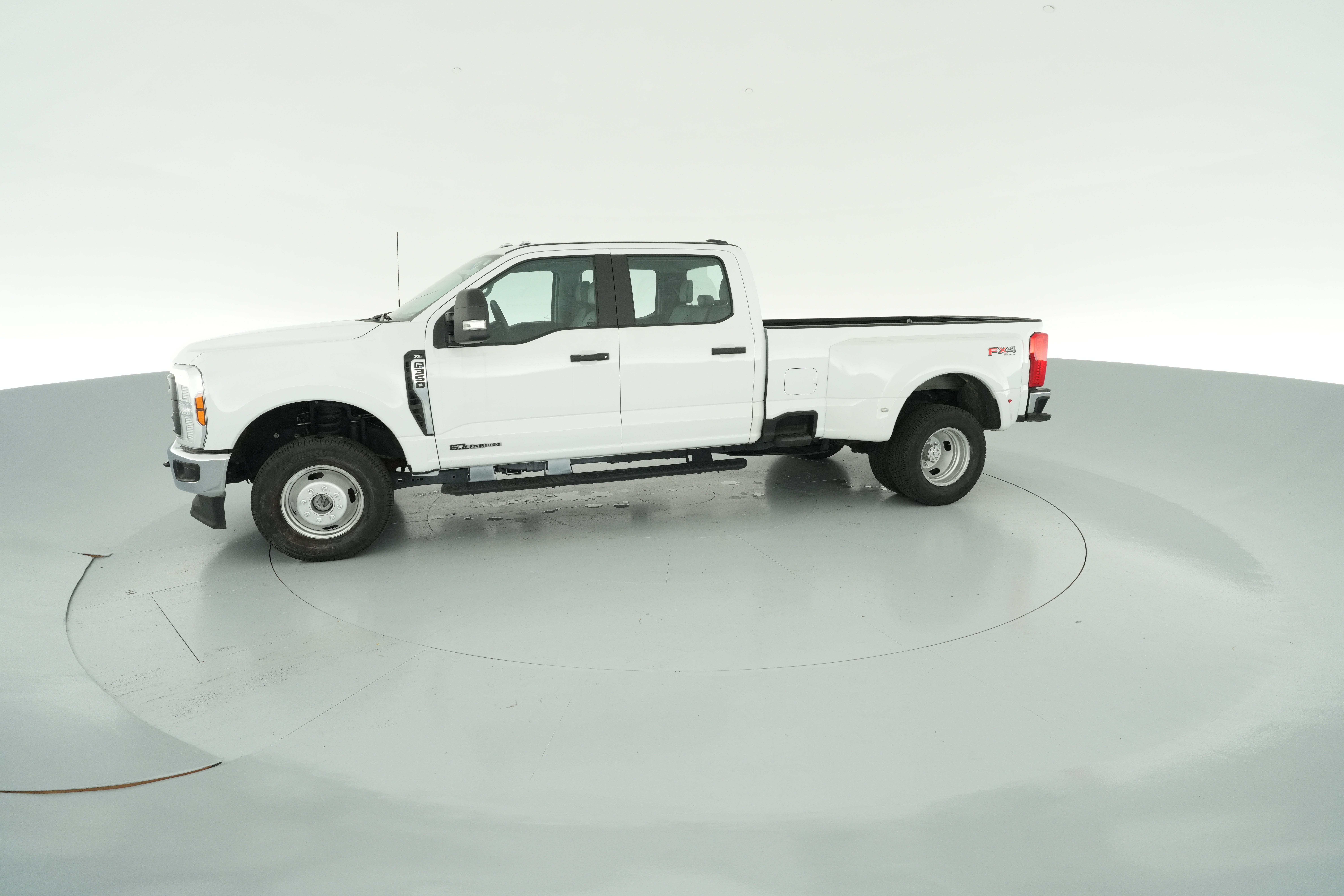 2024 Ford F-350 Super Duty XL - Photo 22