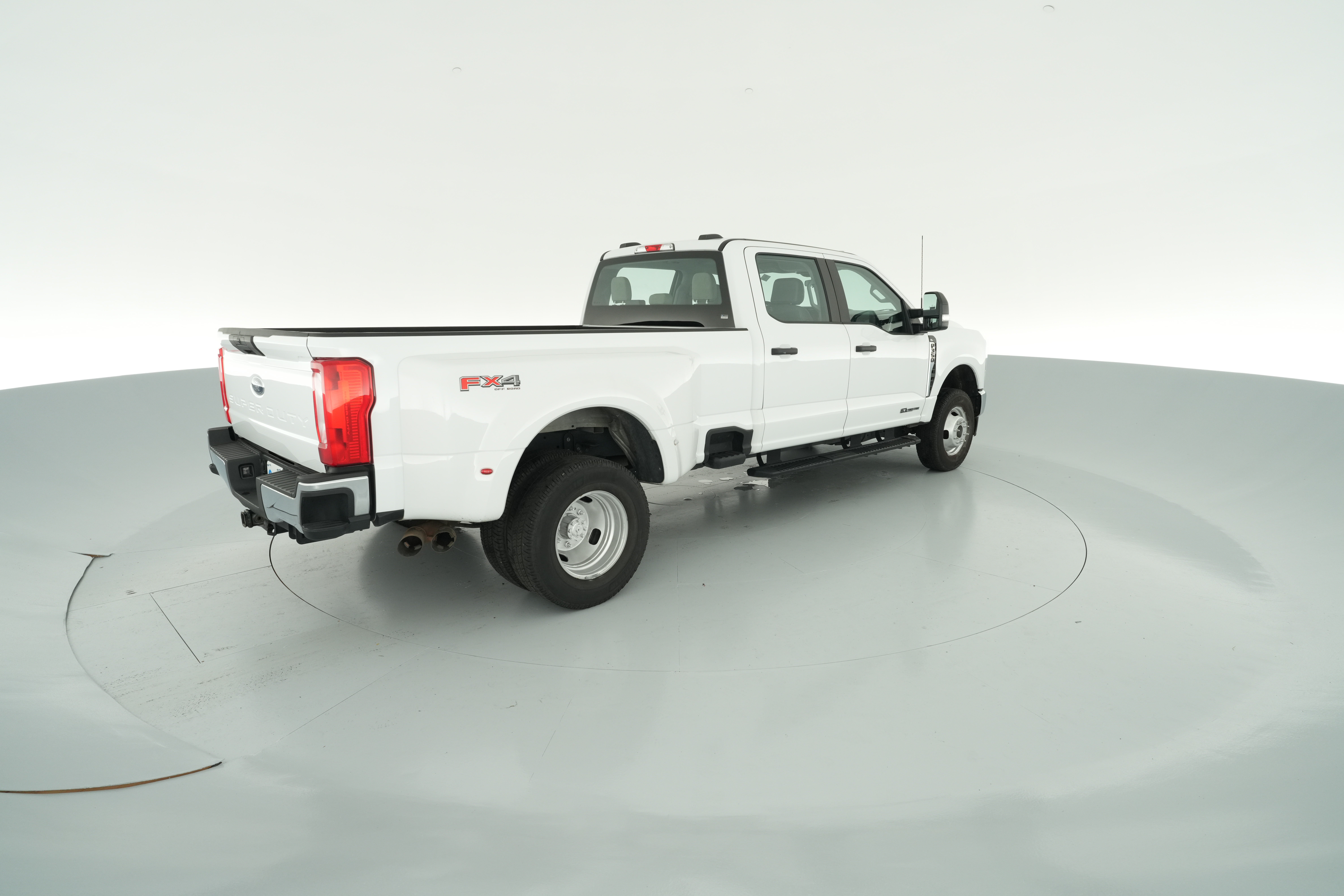 2024 Ford F-350 Super Duty XL - Photo 29