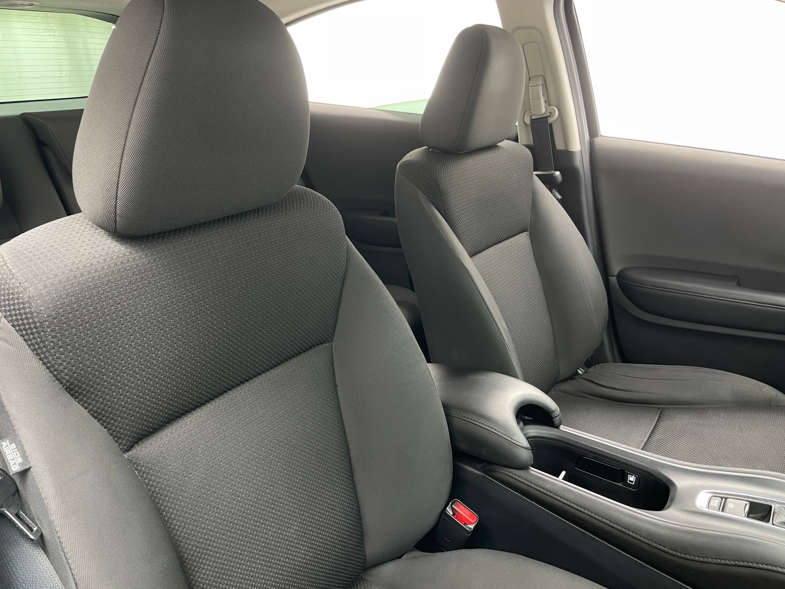 Thumbnail: 2020 Honda HR-V - 2