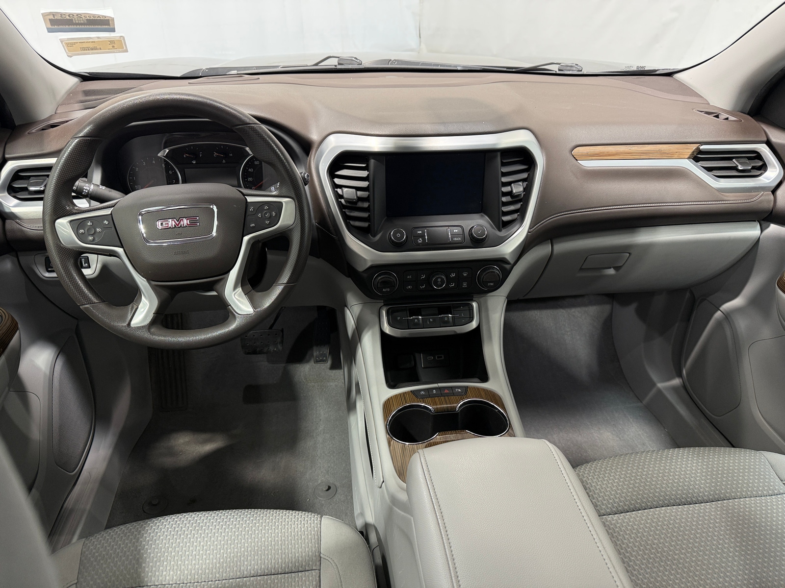 Thumbnail: 2022 GMC Acadia - 3