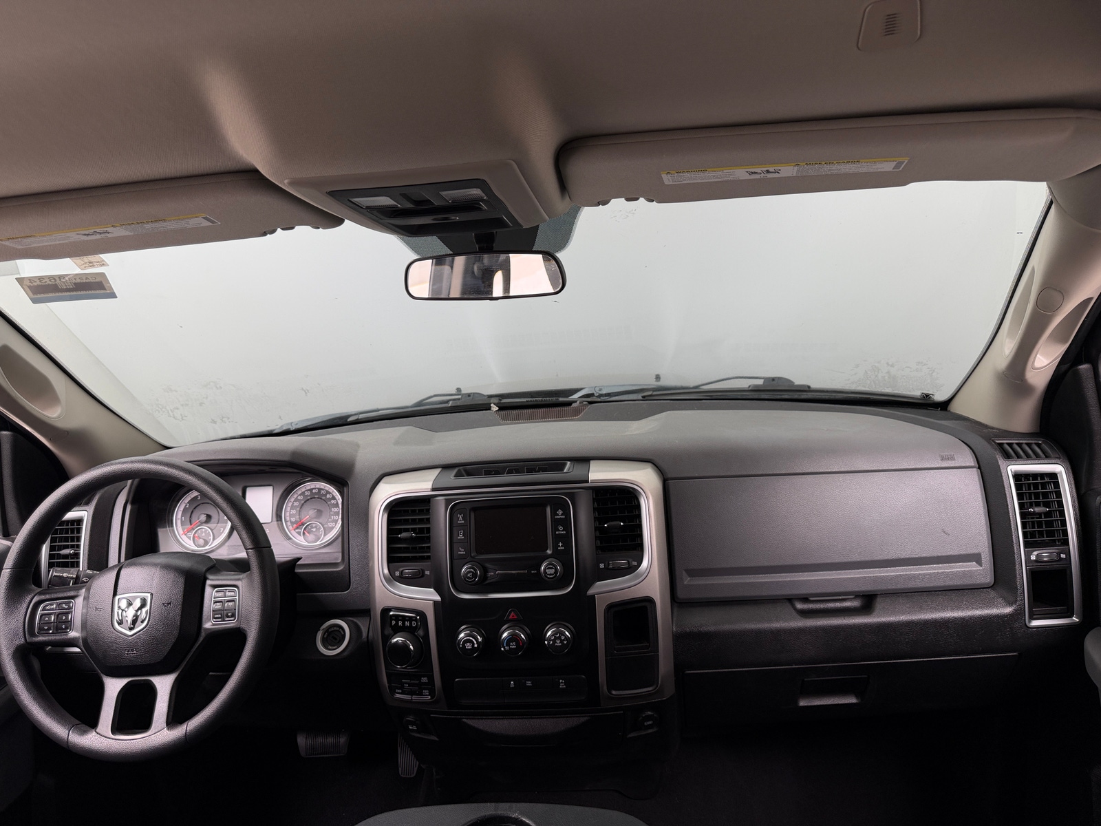 Thumbnail: 2020 RAM 1500 Classic - 3