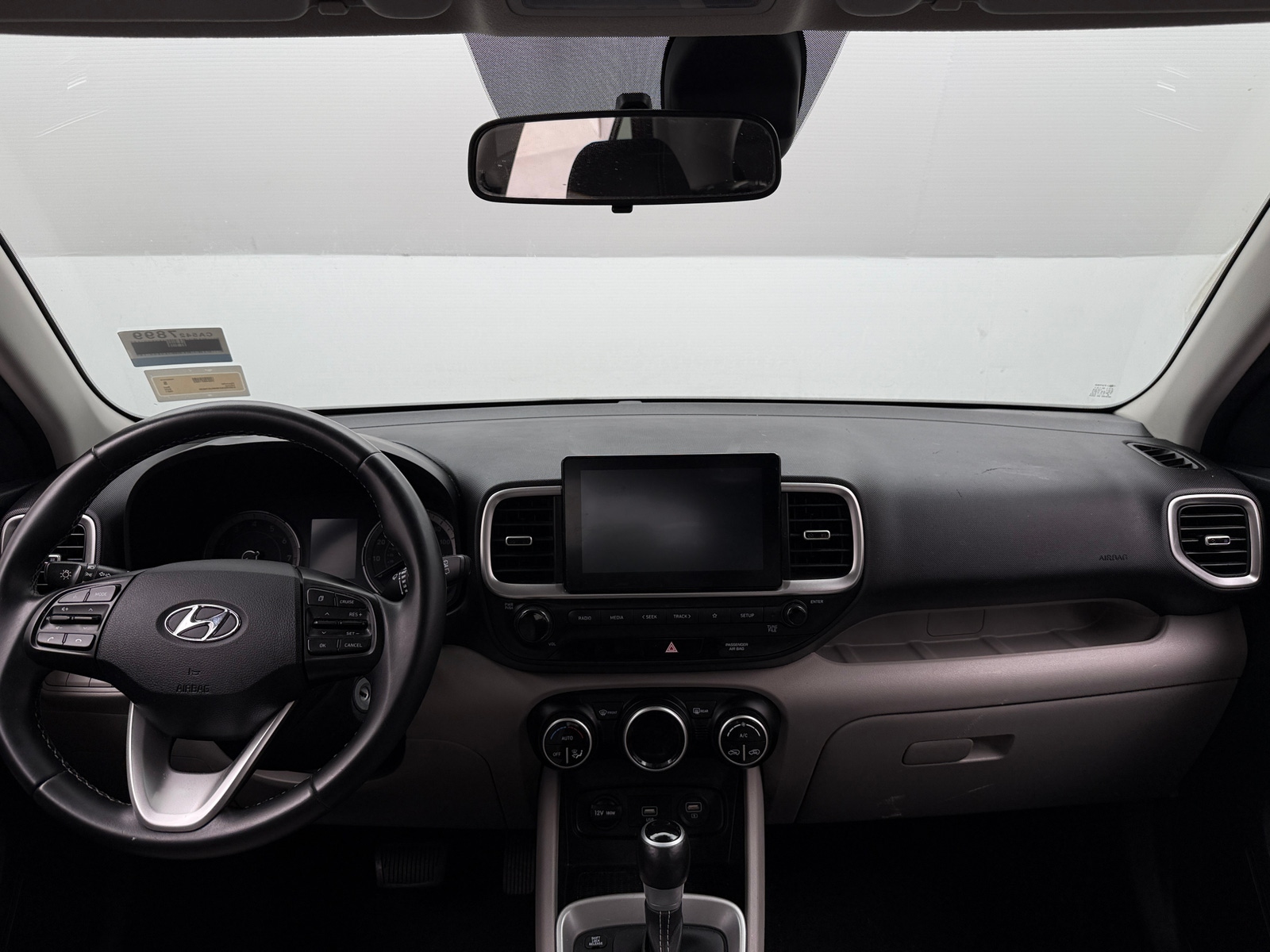 Thumbnail: 2021 Hyundai Venue - 3