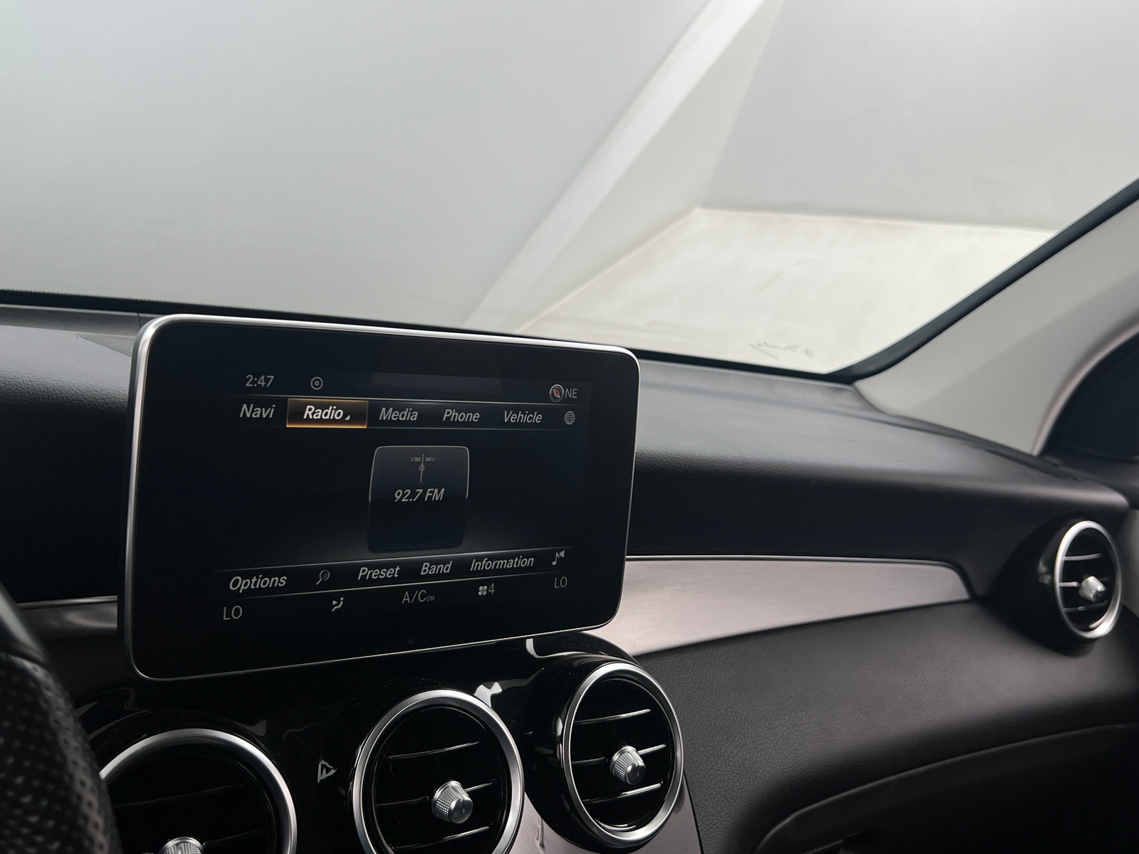 Thumbnail: 2017 Mercedes-Benz GLC - 3