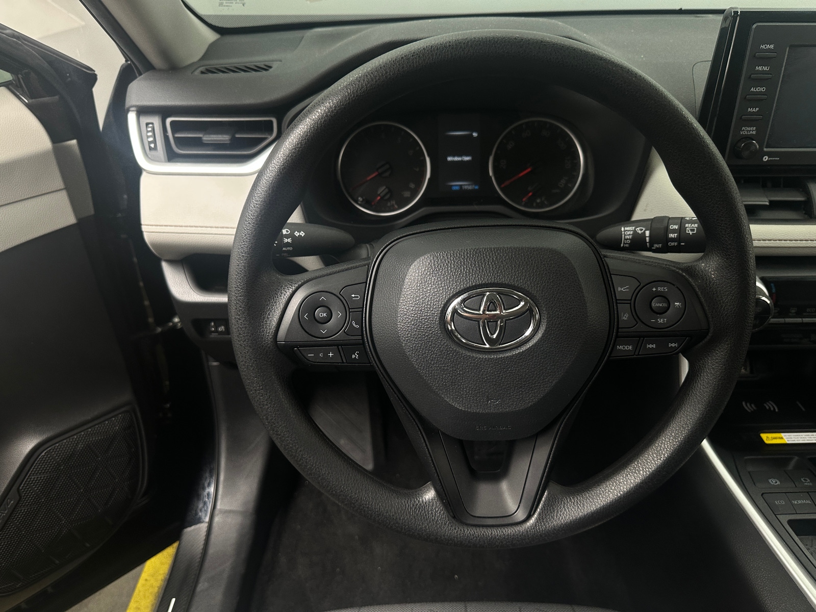 Thumbnail: 2022 Toyota RAV4 - 5