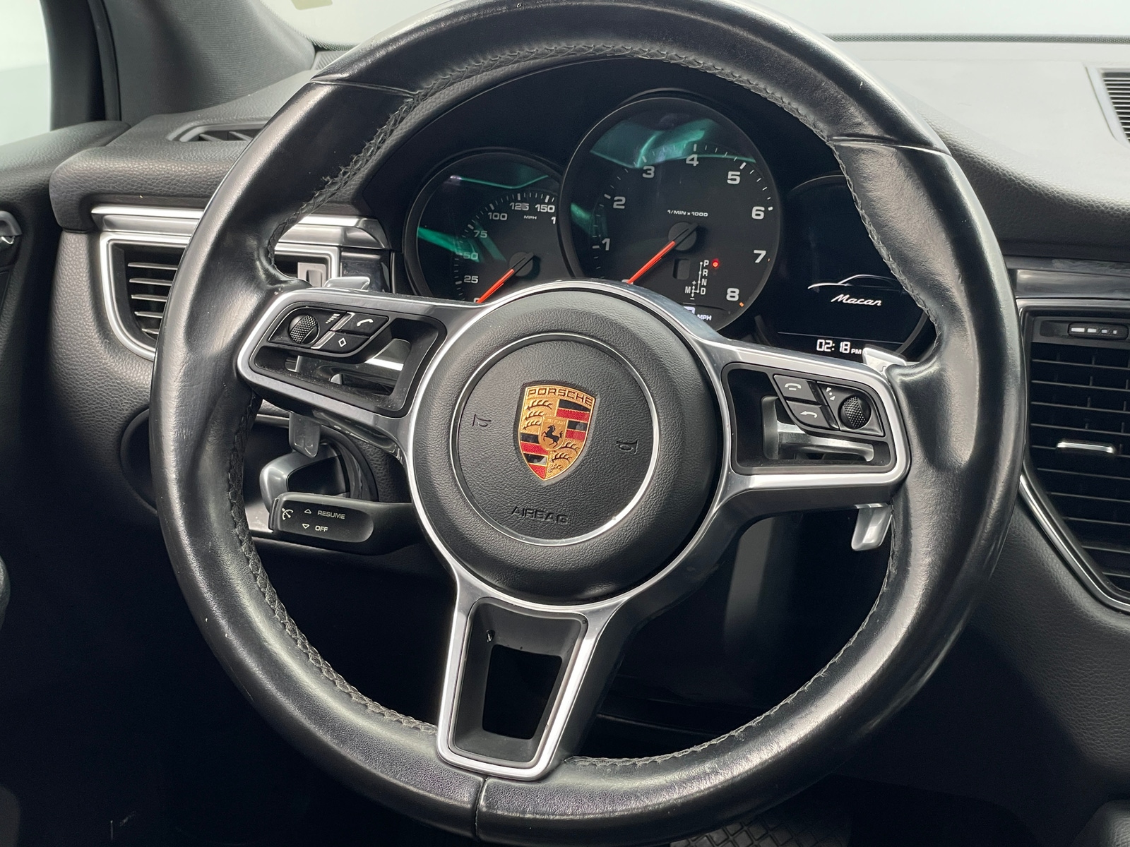 Thumbnail: 2018 Porsche Macan - 4