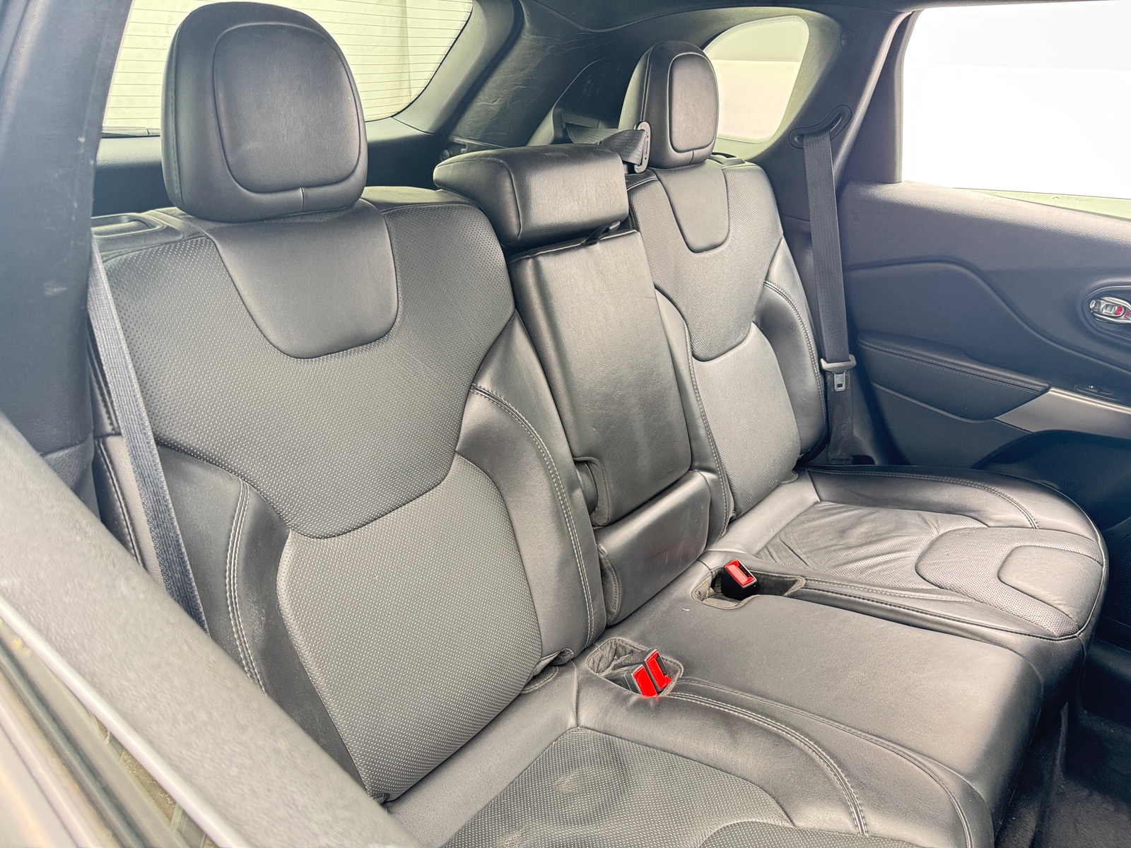 Thumbnail: 2019 Jeep Cherokee - 5