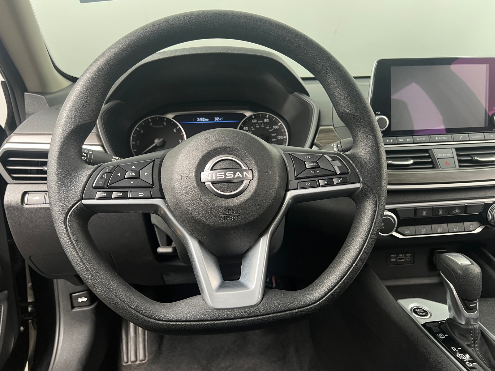 Thumbnail: 2025 Nissan Altima - 5